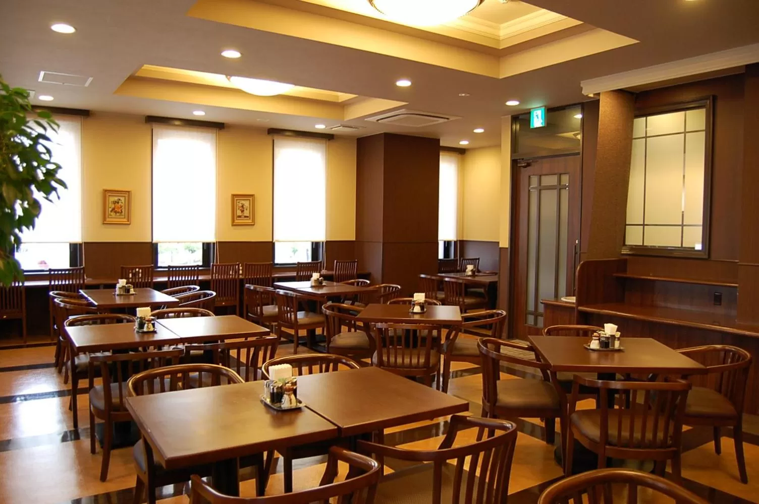 Restaurant/places to eat in Hotel Route-Inn Nagahama Inter