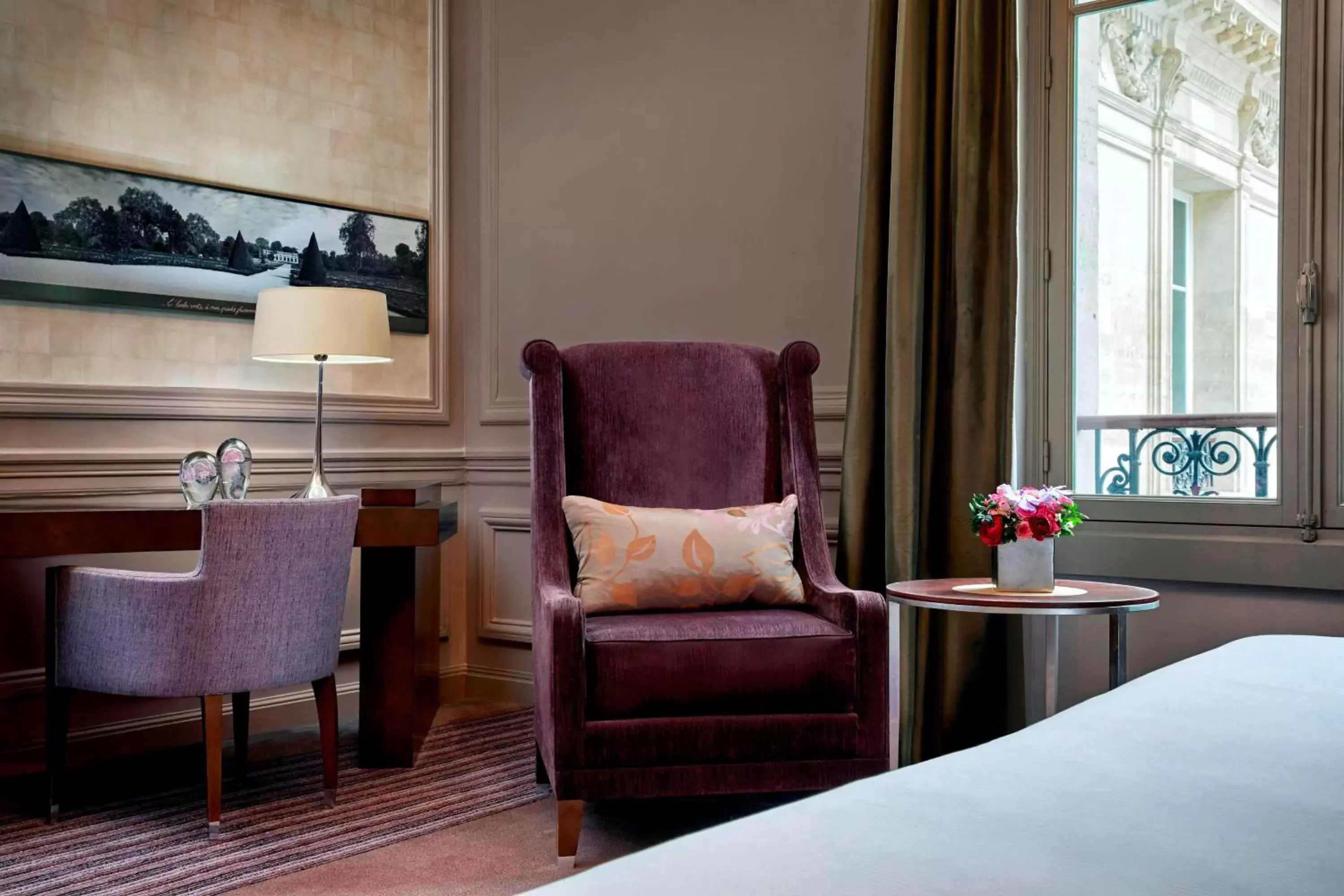 Deluxe King Room in The Westin Paris - Vendôme Deluxe King Room in The Westin Paris - Vendôme