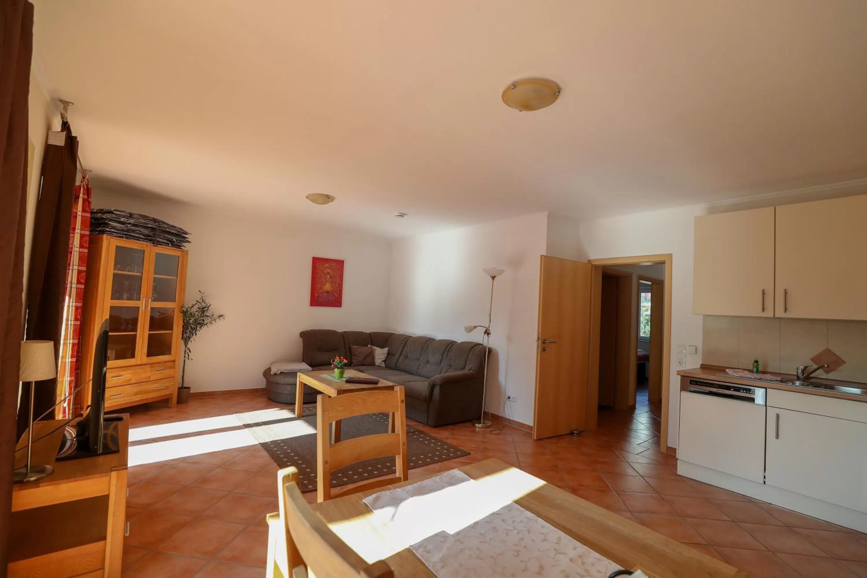 Kitchen or kitchenette, Dining Area in Usedom Bike Hotel & Suites