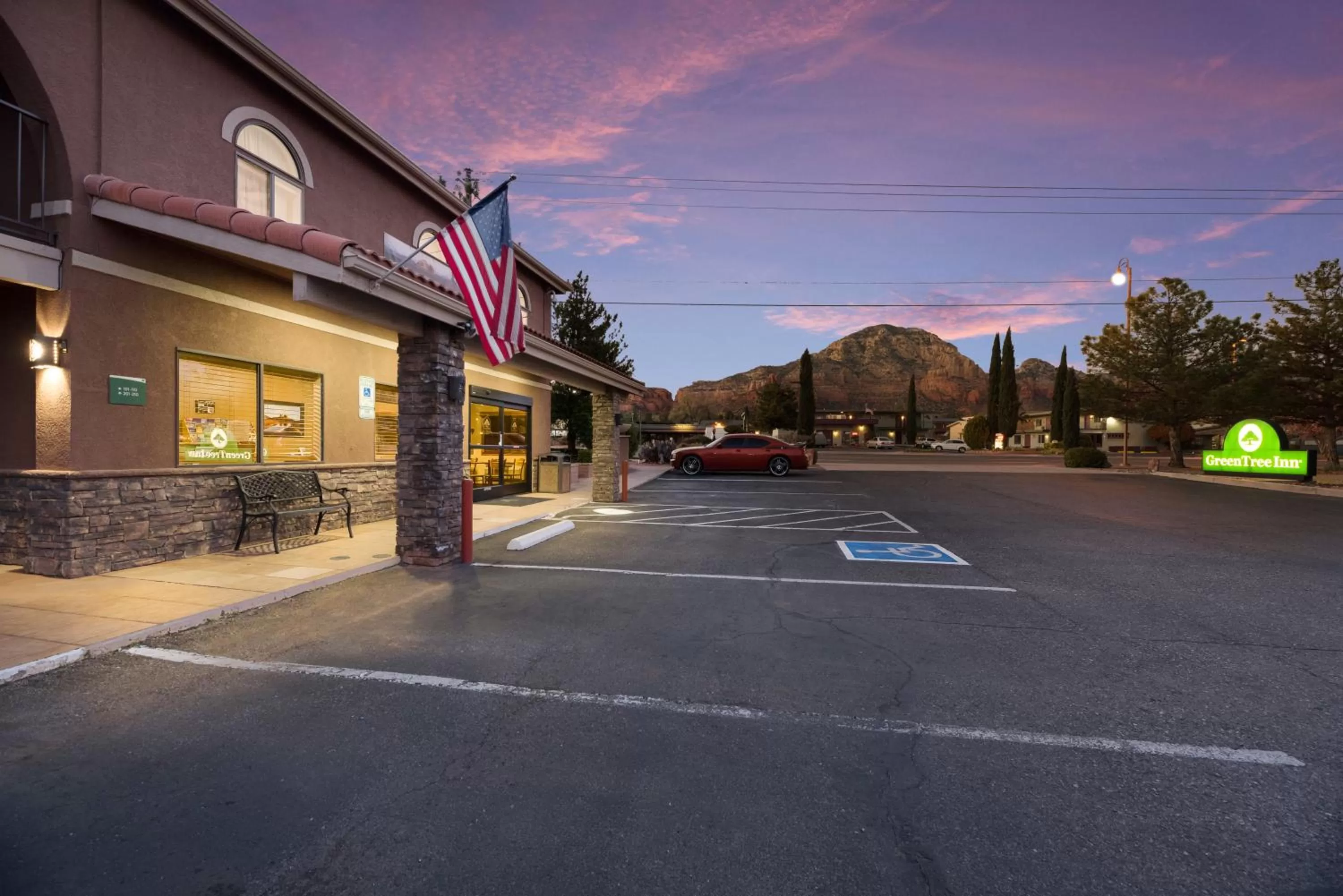 Facade/entrance in GreenTree Inn Sedona