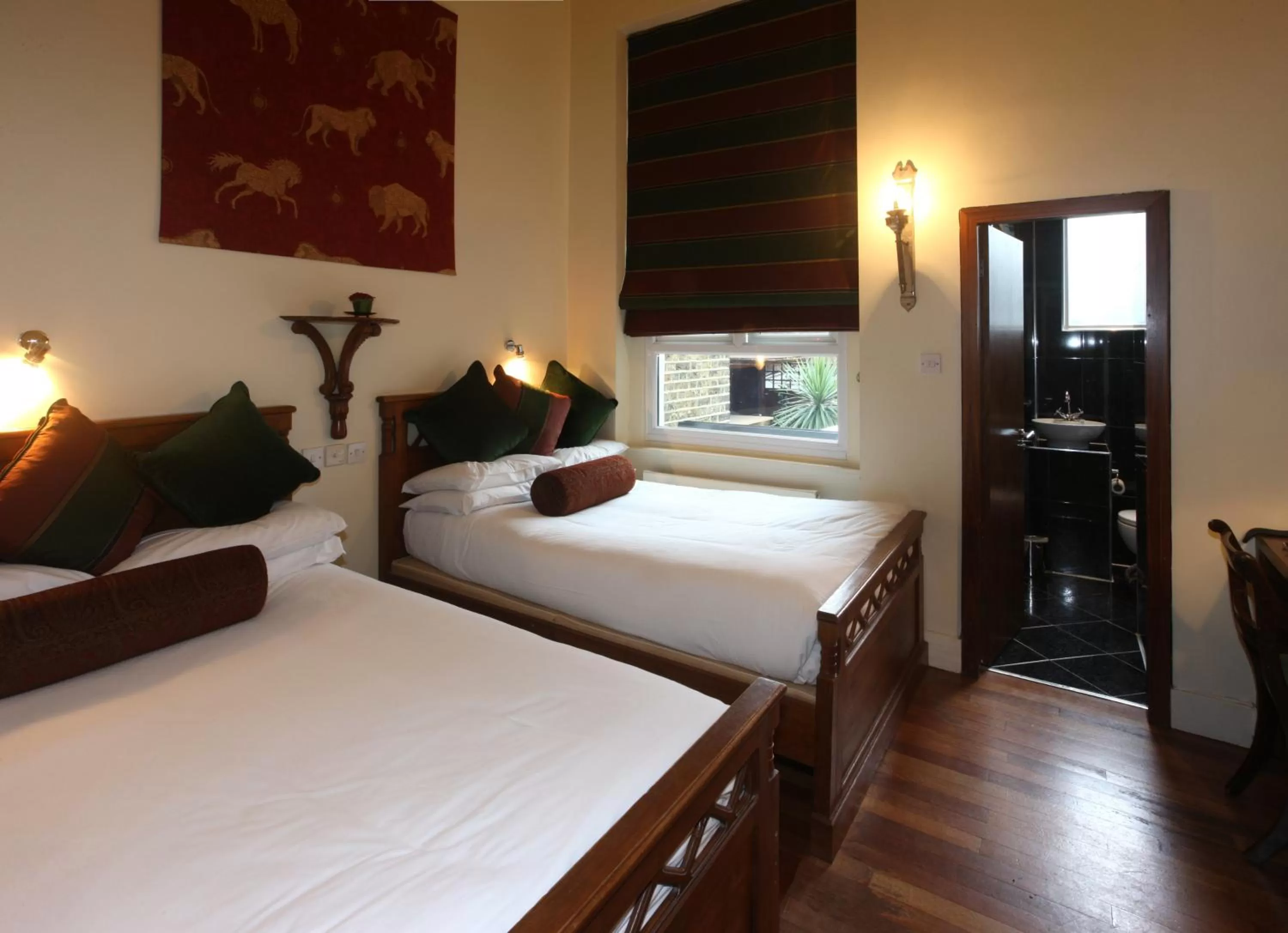 Family Room in The Edwin Hotel