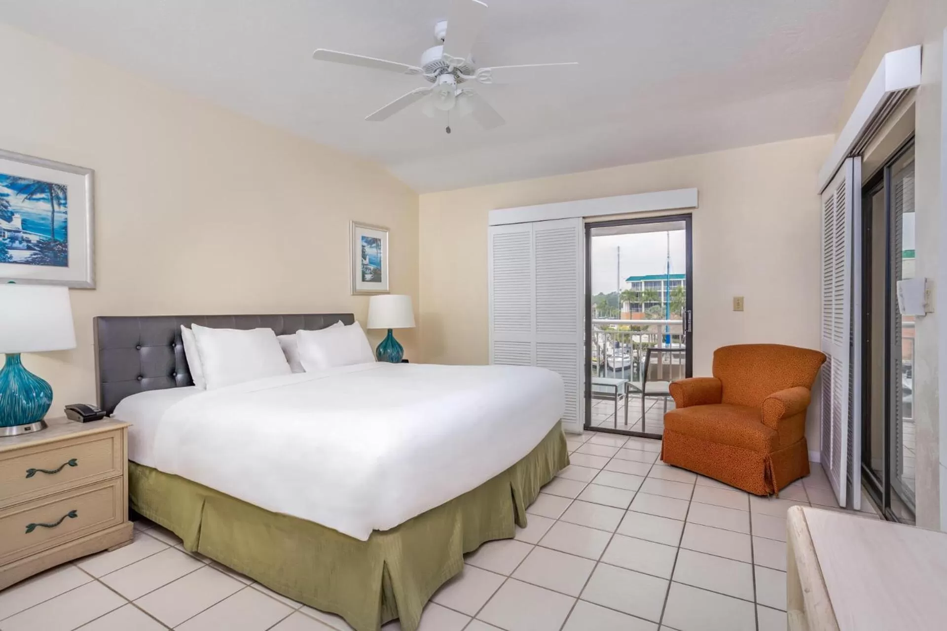 Bedroom, Bed in Marina Del Mar Resort and Marina