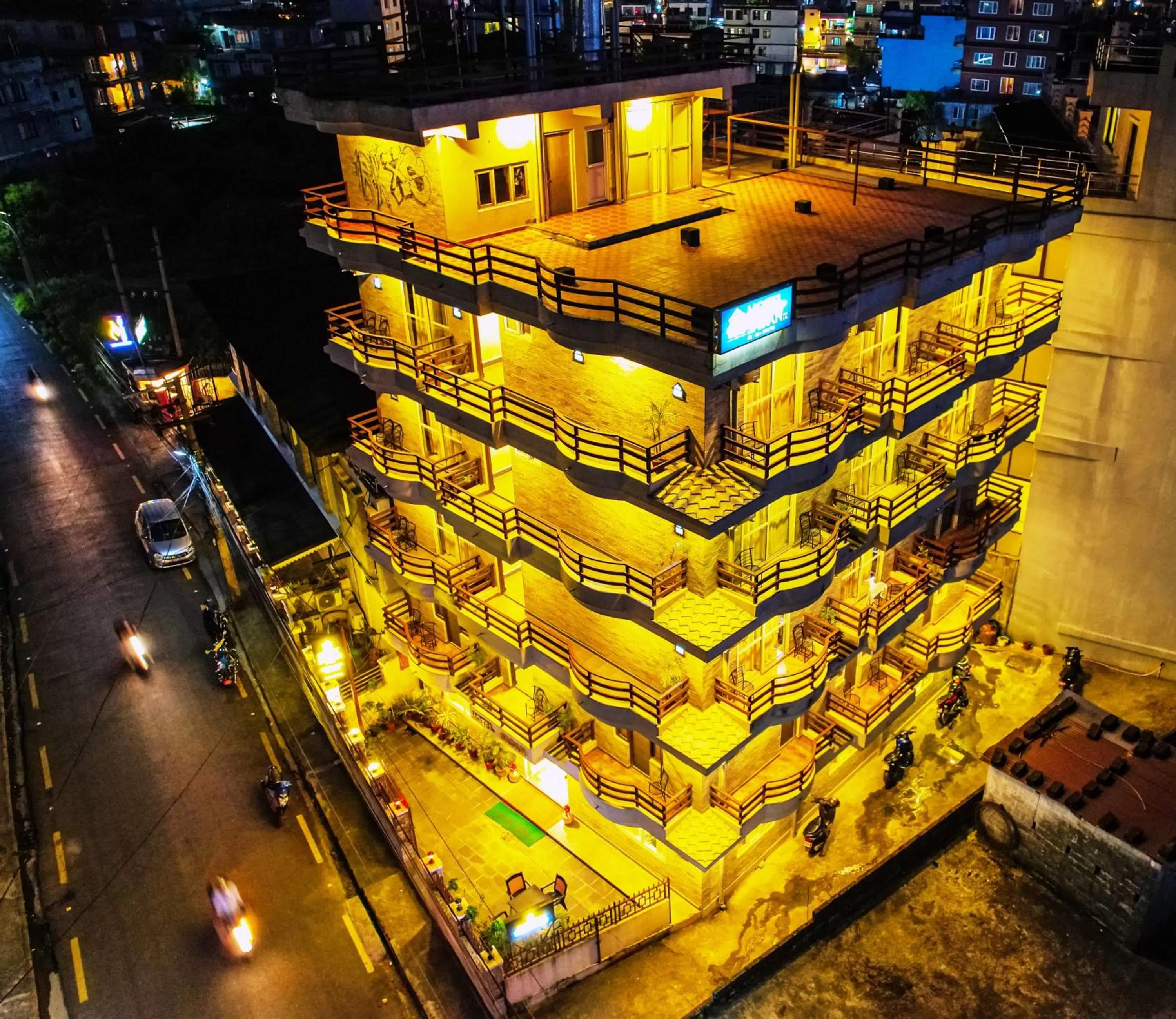 Property building in Hotel Sadan