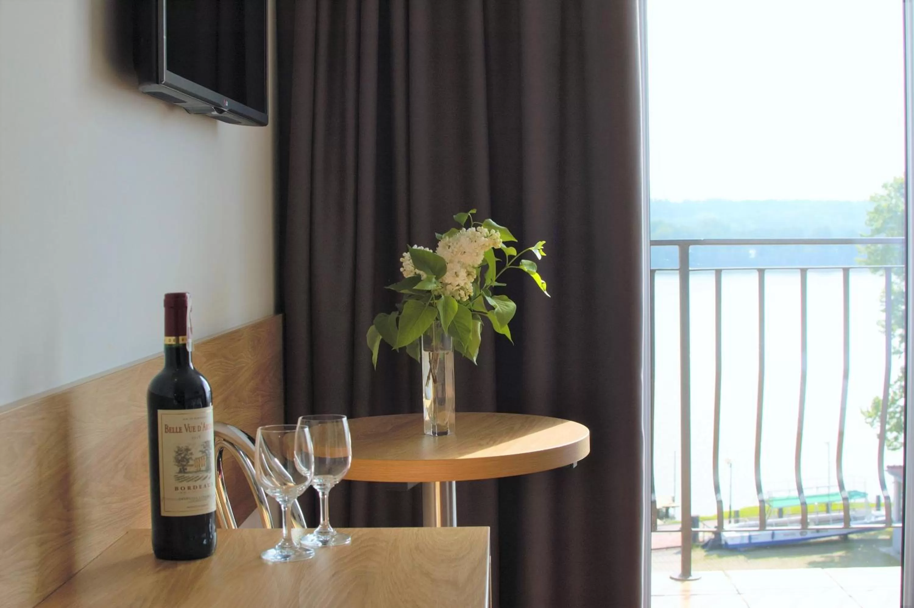 Lake view in Hotel Huszcza