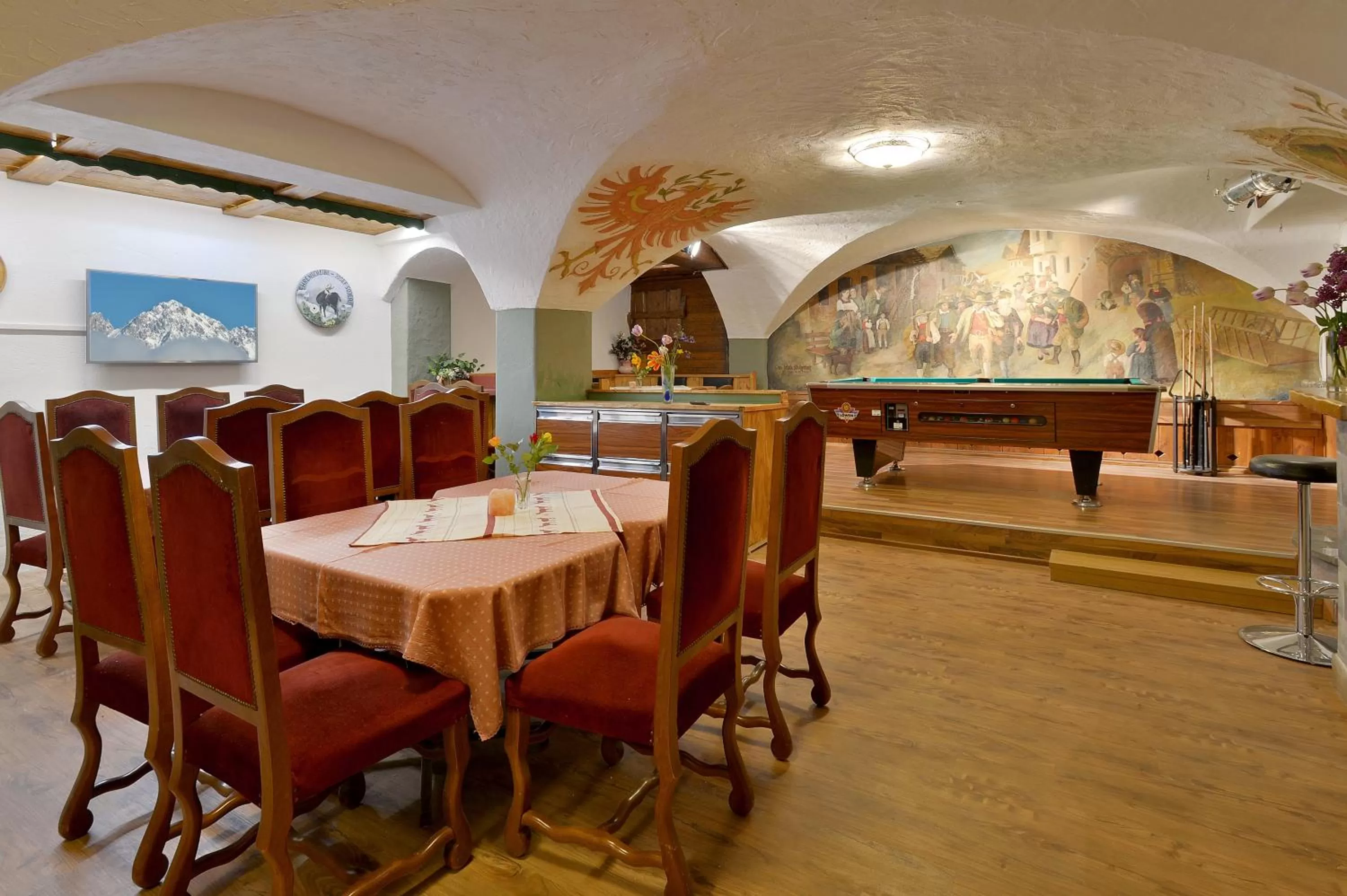 Communal lounge/ TV room, Restaurant/Places to Eat in Apparthotel Tom Sojer