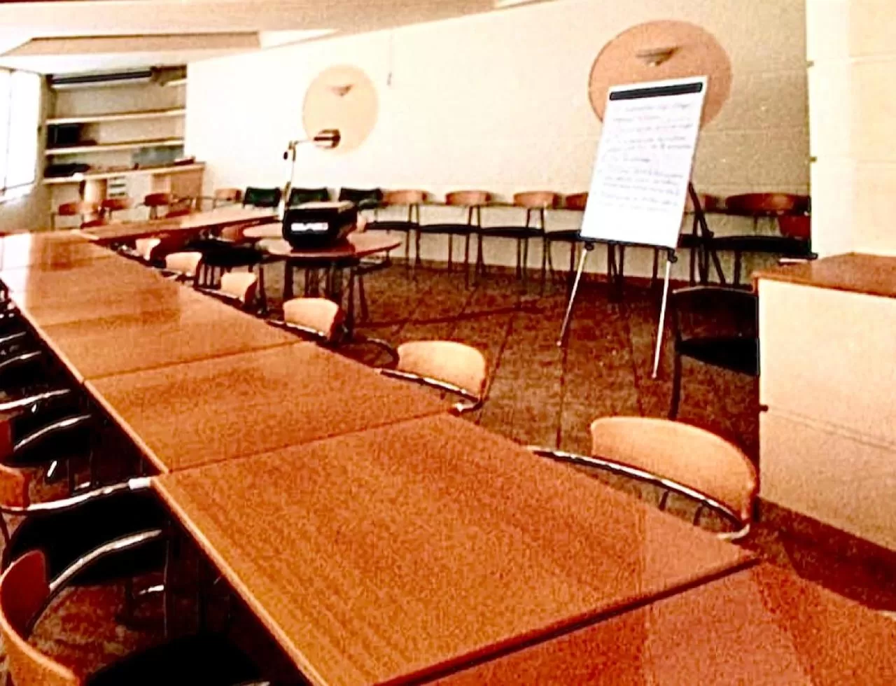 Restaurant/places to eat in Hotel Christina - Happy Days