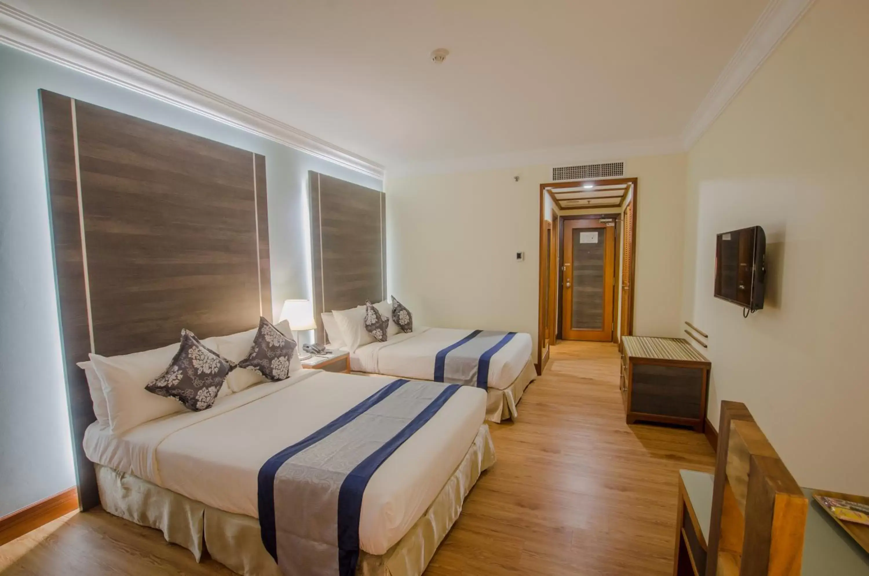 Deluxe Twin Room - single occupancy - Tower A in Kingwood Hotel Sibu Deluxe Twin Room - single occupancy - Tower A in Kingwood Hotel Sibu