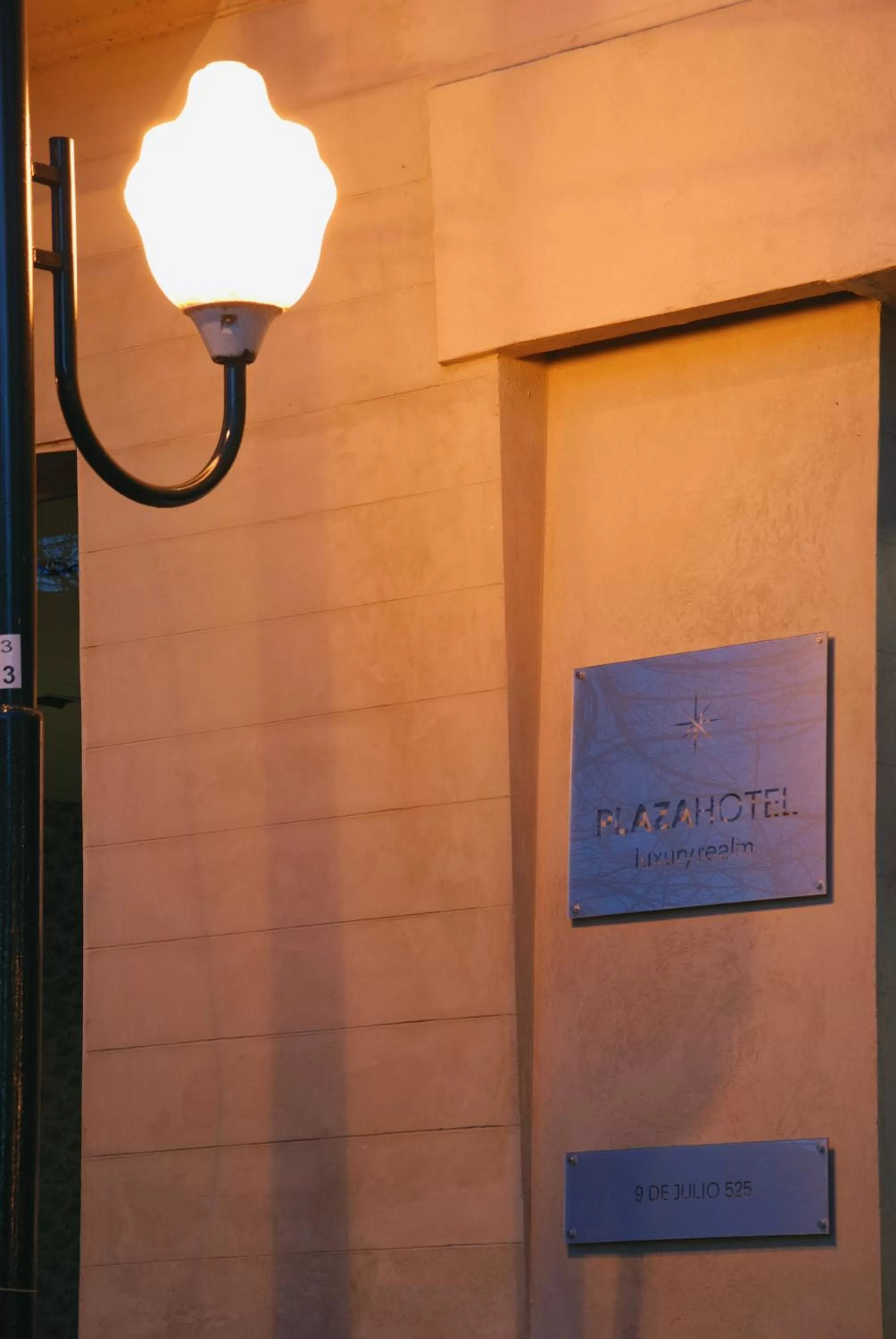 Decorative detail in San Isidro Plaza Hotel