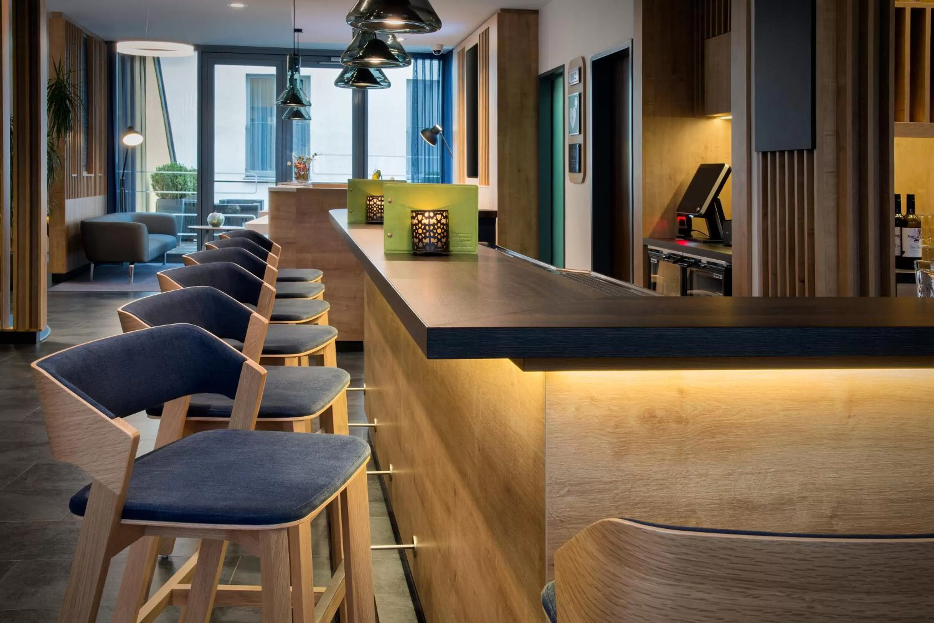 Lounge or bar in Holiday Inn Express Baden-Baden by IHG