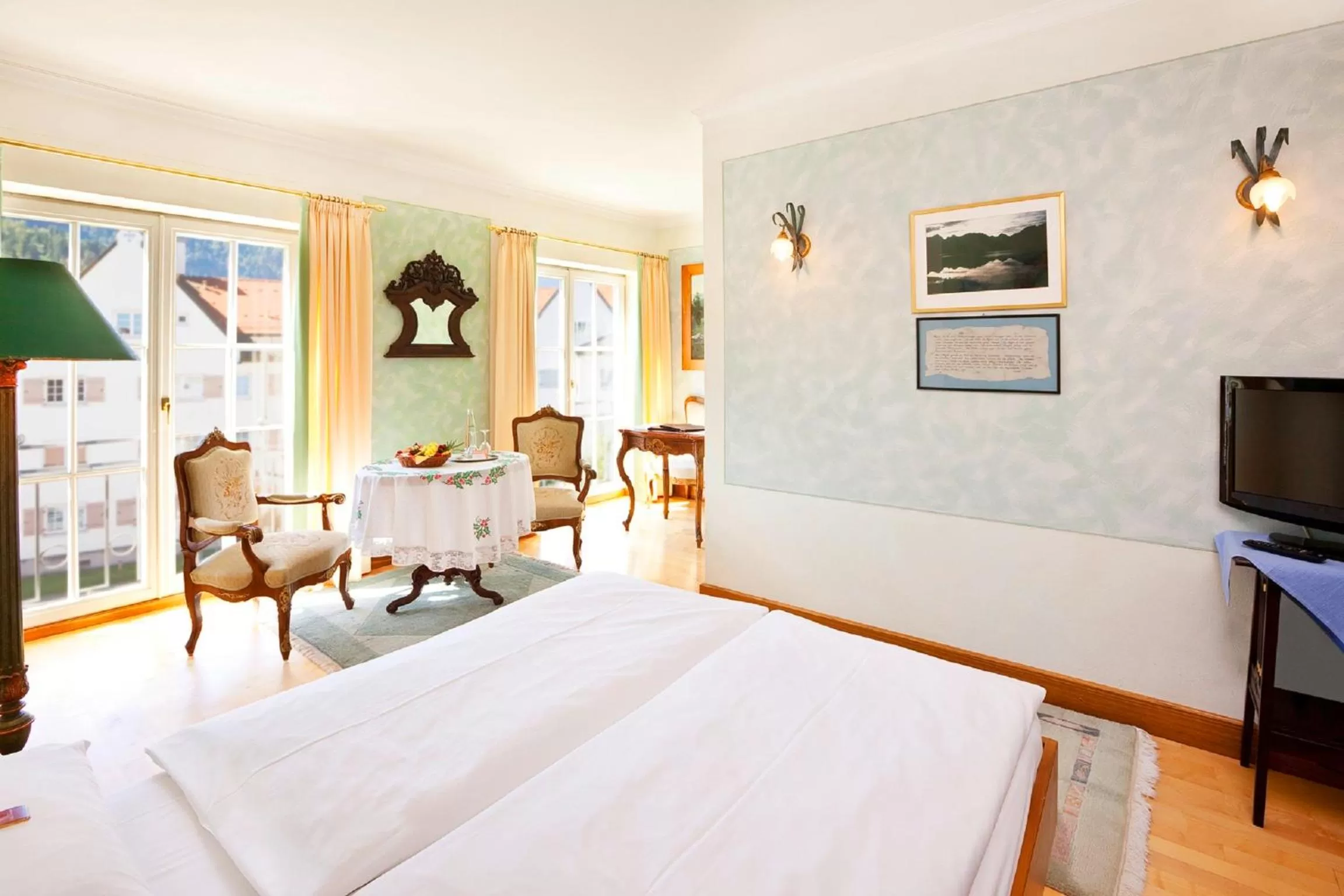 Photo of the whole room, Bed in Hotel Hirsch