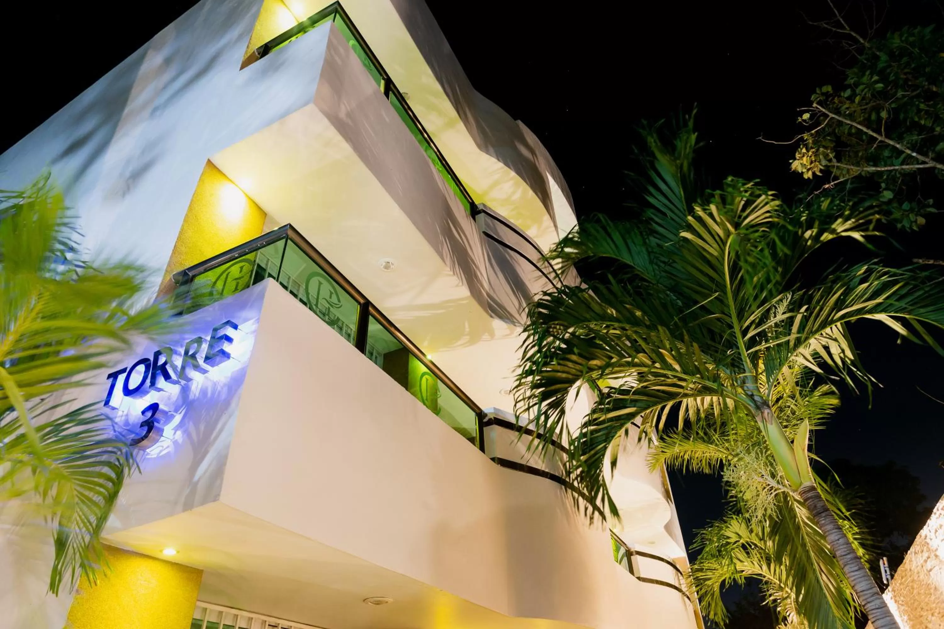 Hotel & Suites Country Valladolid