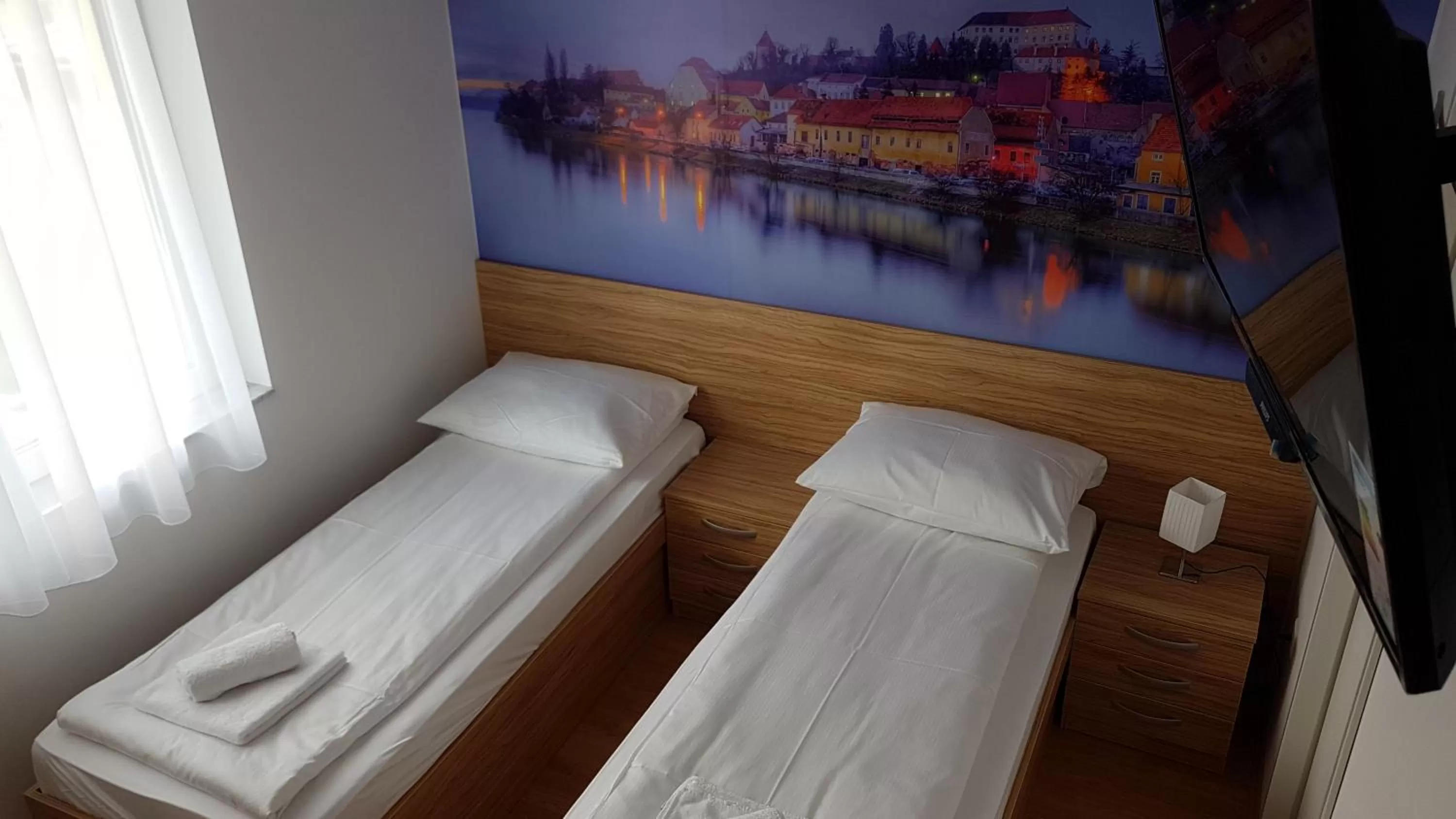 Photo of the whole room, Room Photo in B&B By The Way