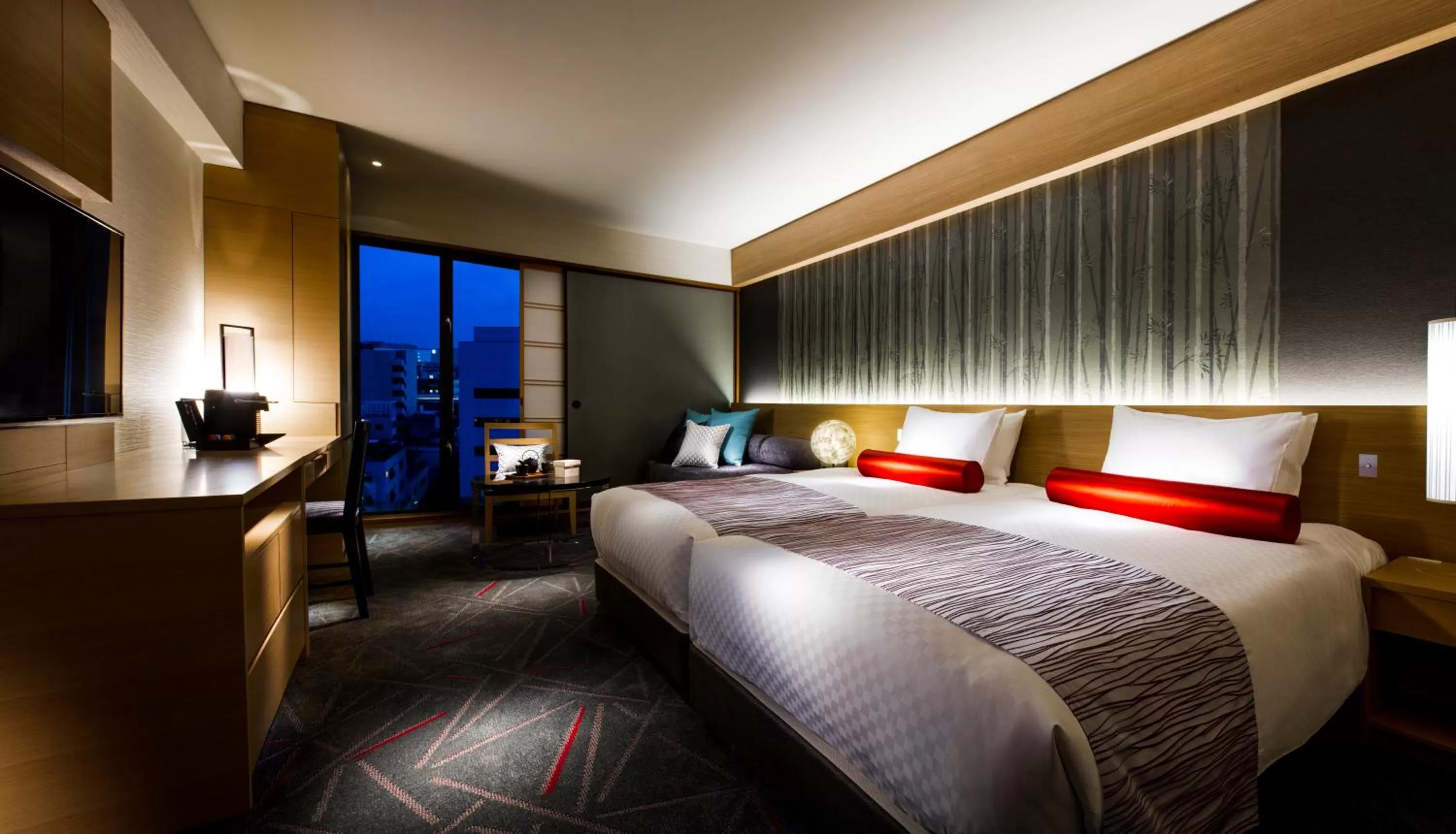 Photo of the whole room, Bed in RIHGA Royal Hotel Kyoto