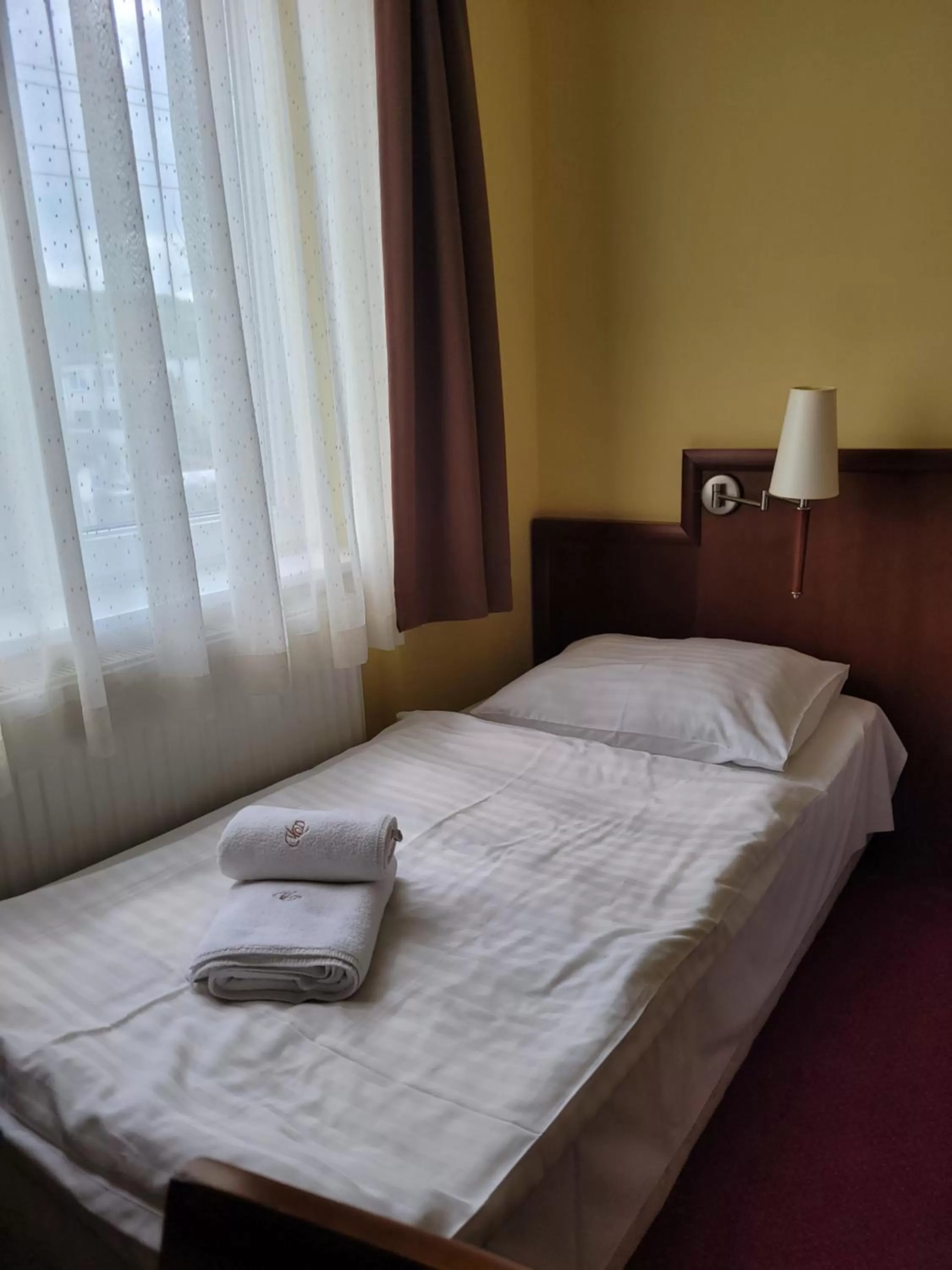 Bed in Virgo B&B Biznes Rumia