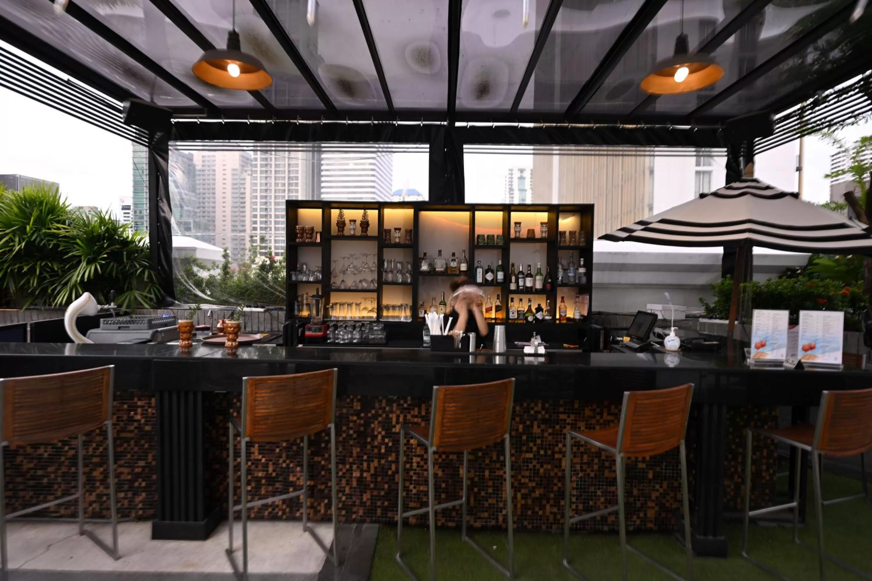 Restaurant/places to eat in Mövenpick Hotel Sukhumvit 15 Bangkok