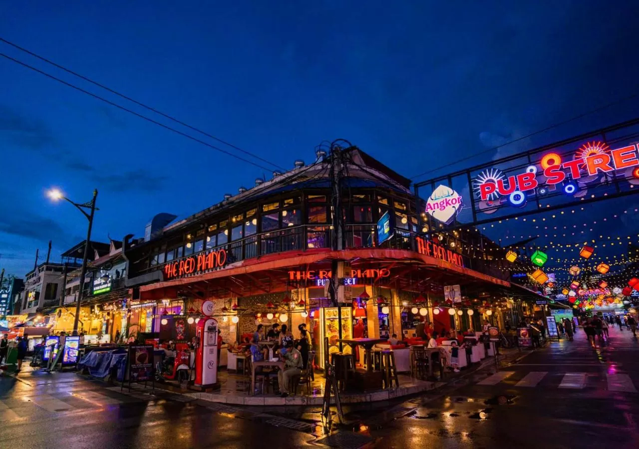 Activities, Property Building in Ladear Privilege Rooms