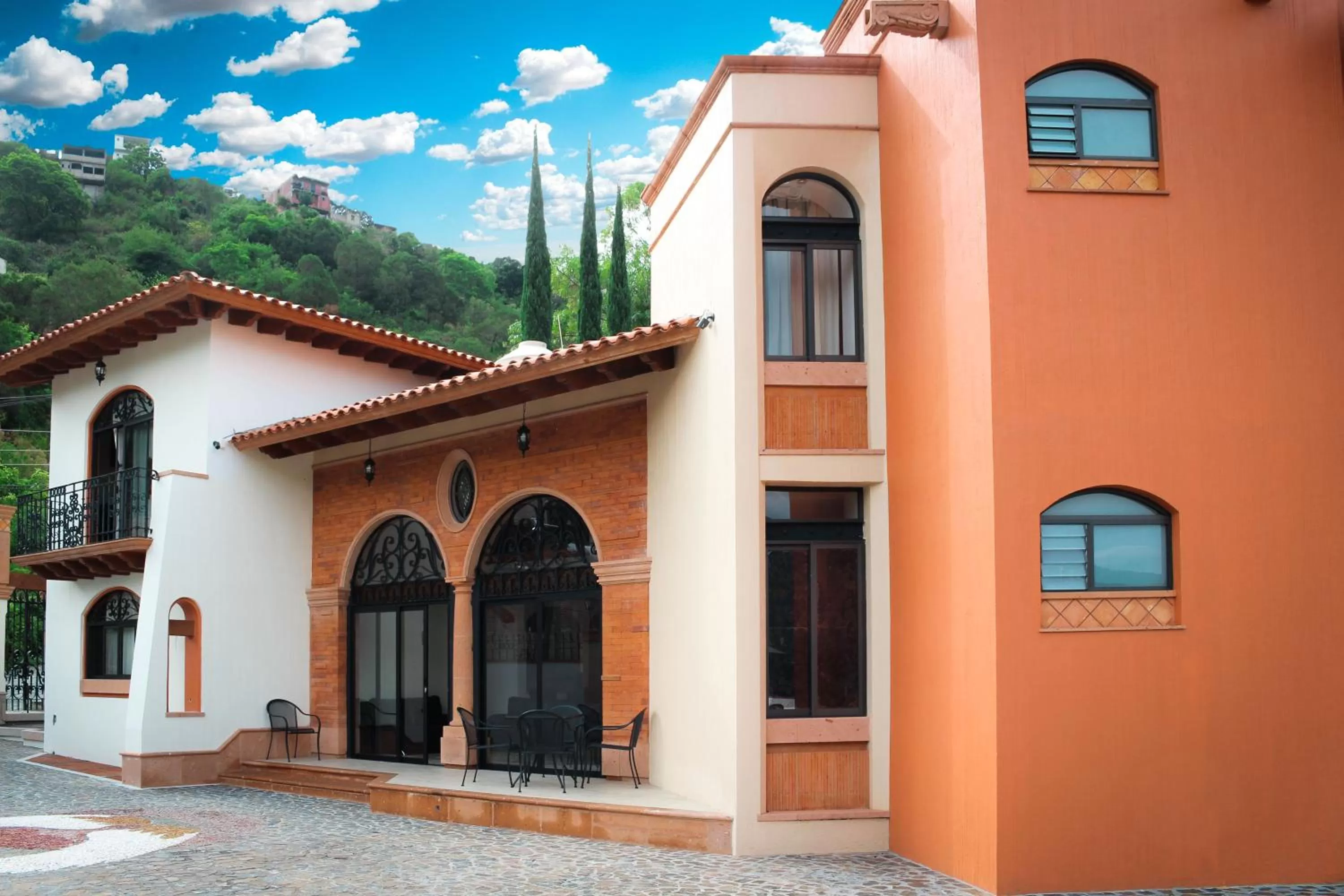 Property building in Hotel & Balneario Los Angeles