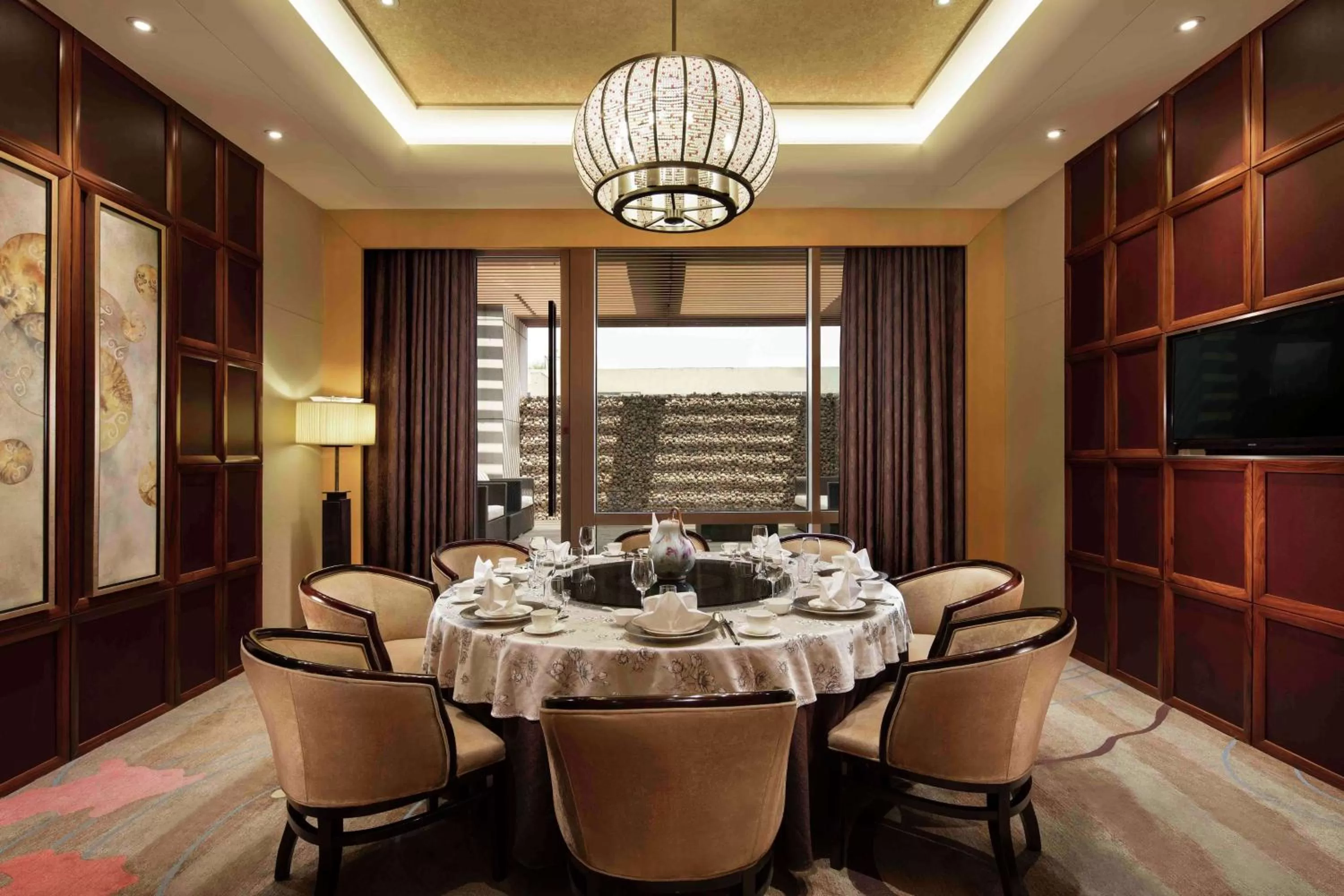 Dining area in Hilton Zhengzhou