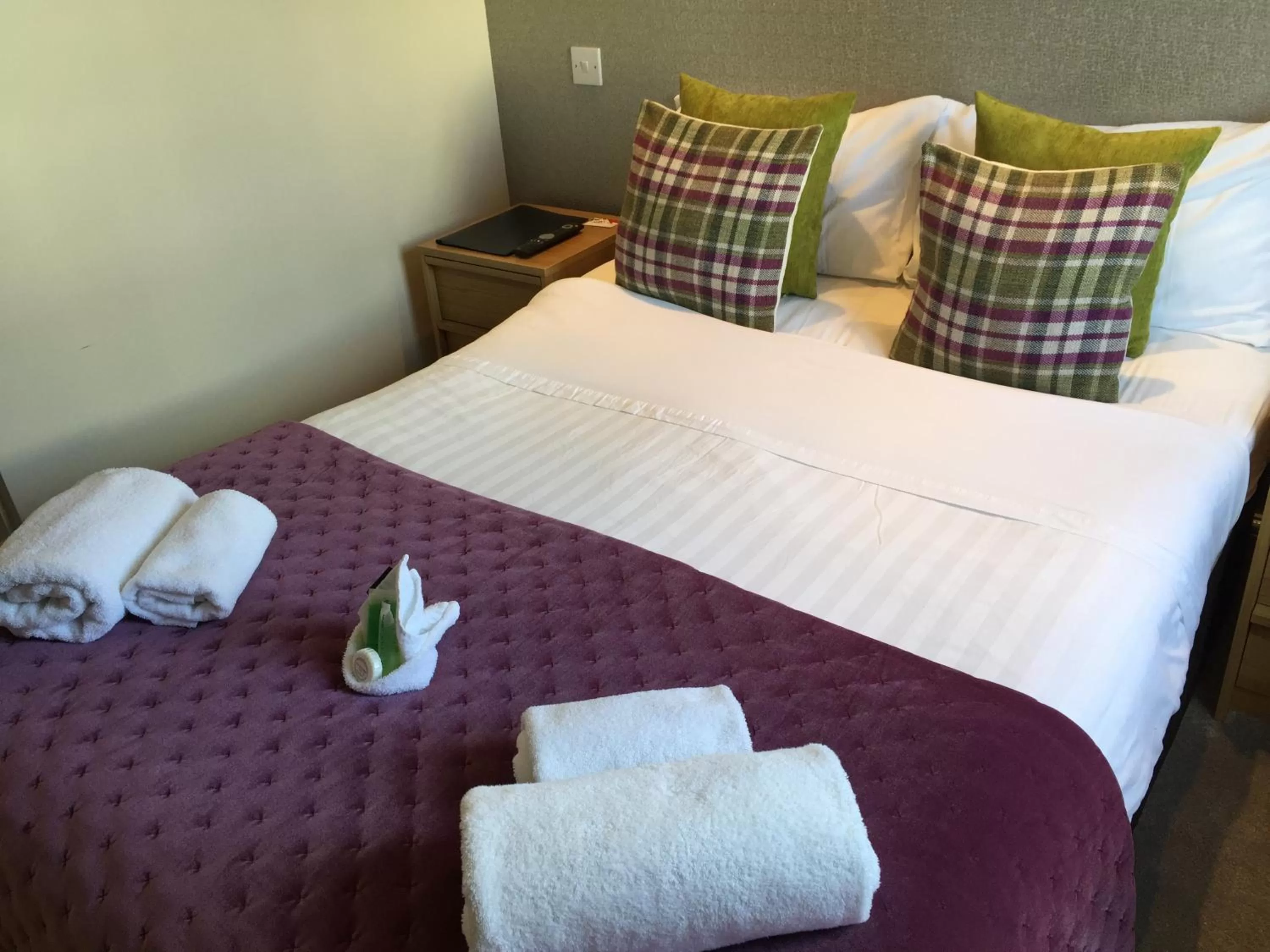 Bed in The Ashleigh - Dog Friendly