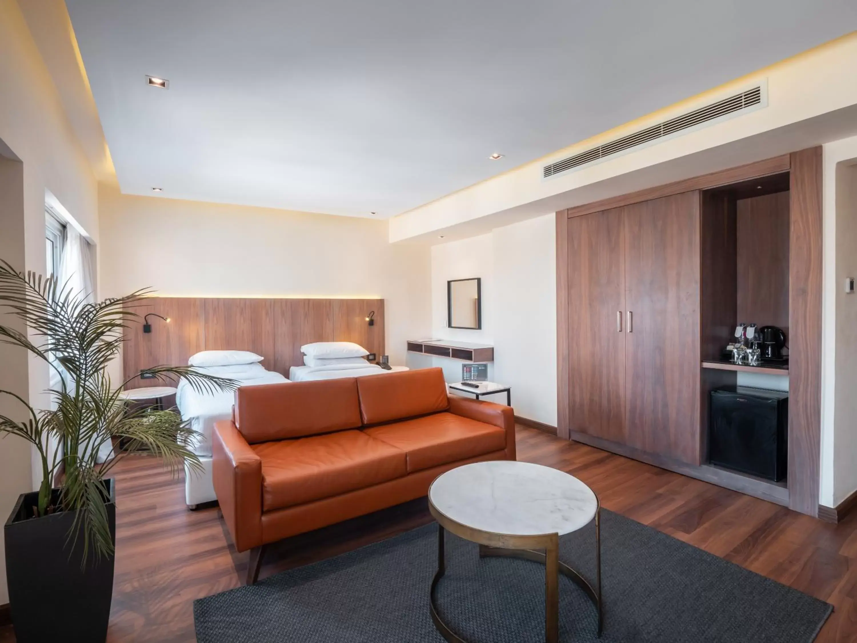 Deluxe Triple Room in The President Hotel Cairo Deluxe Triple Room in The President Hotel Cairo