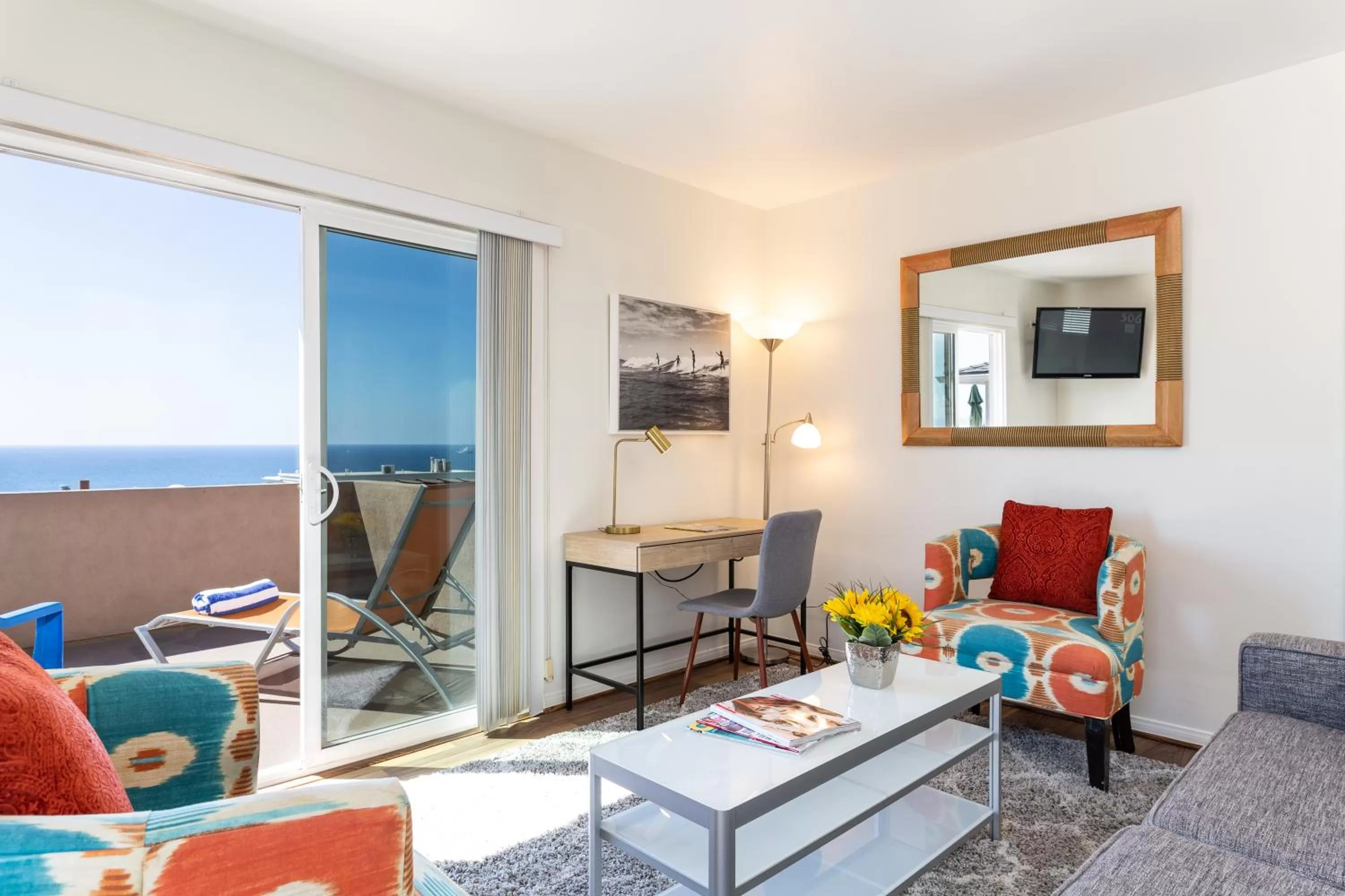 Balcony/Terrace in The Sea View Inn At The Beach