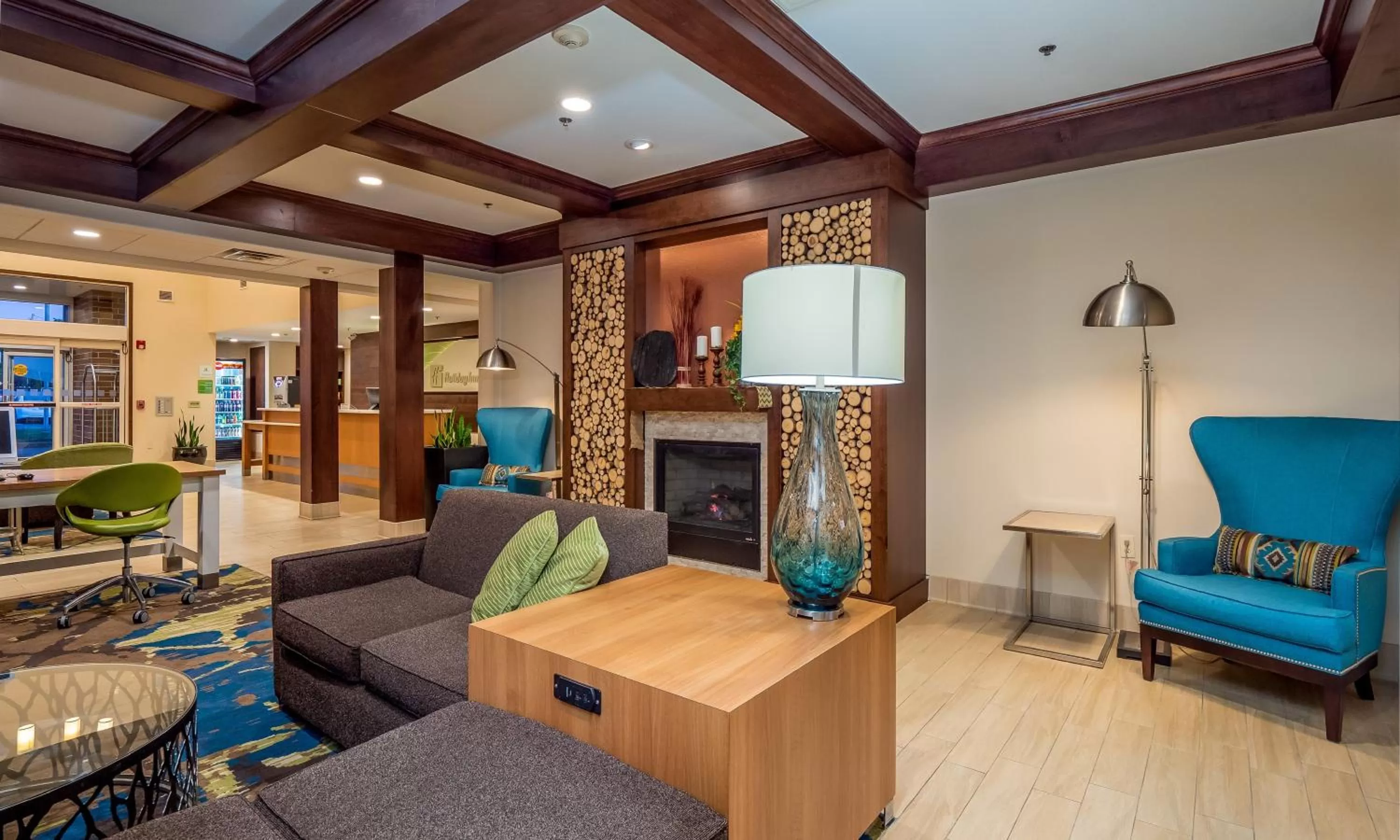 Property building in Holiday Inn Conference Center Marshfield by IHG