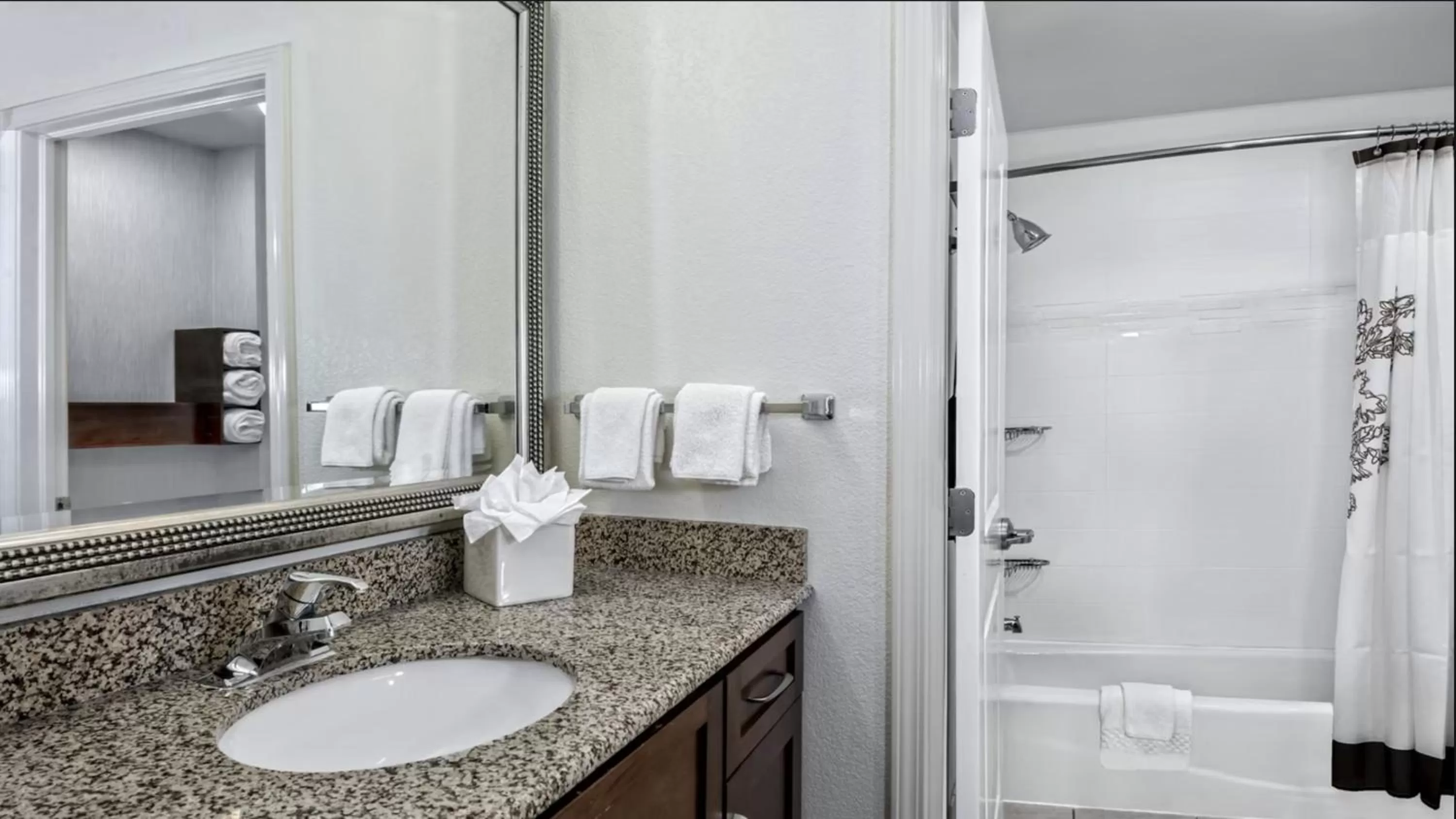 Bathroom in Residence Inn by Marriott San Antonio SeaWorld / Lackland