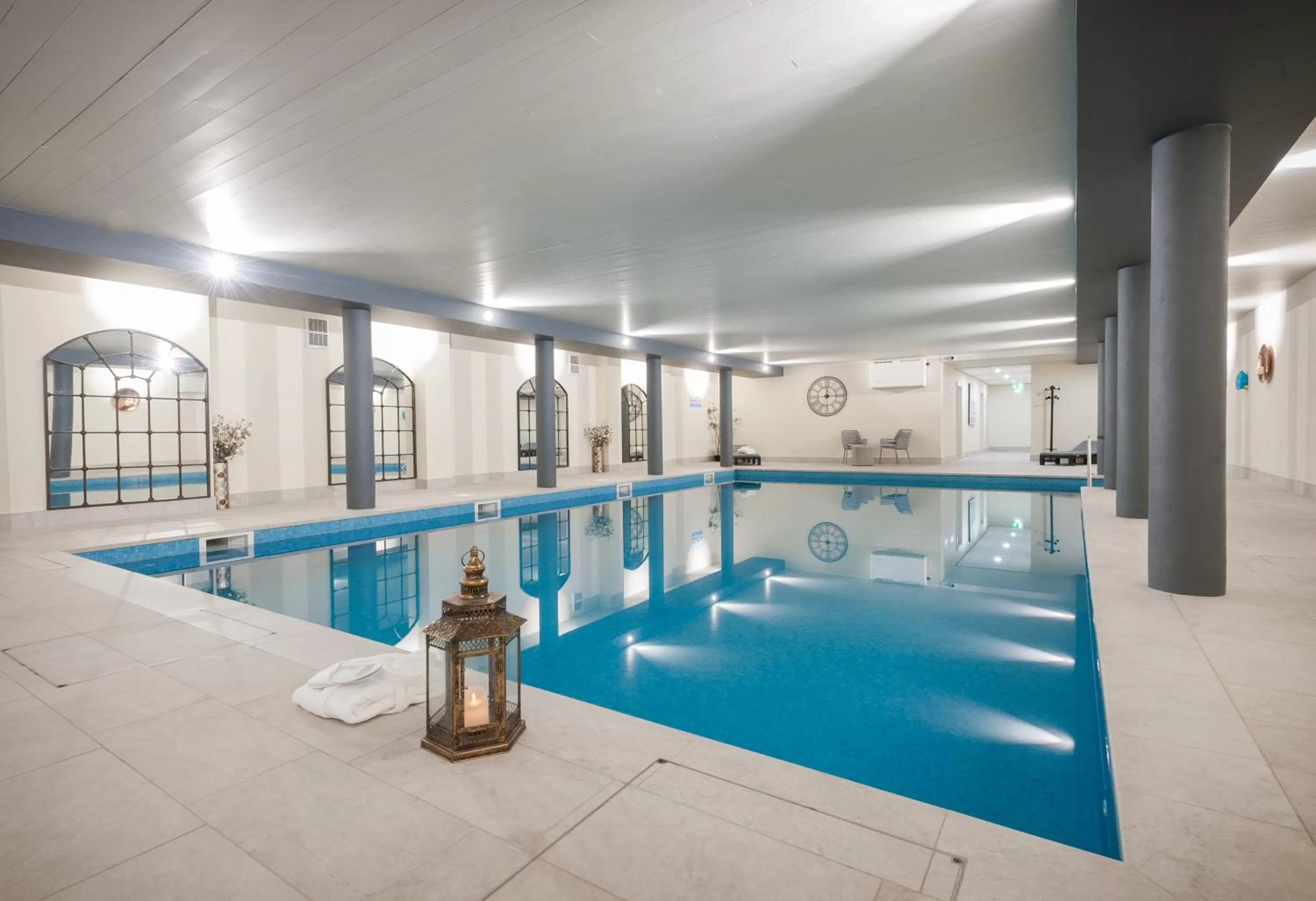 Swimming pool in Comis Hotel & Golf Resort