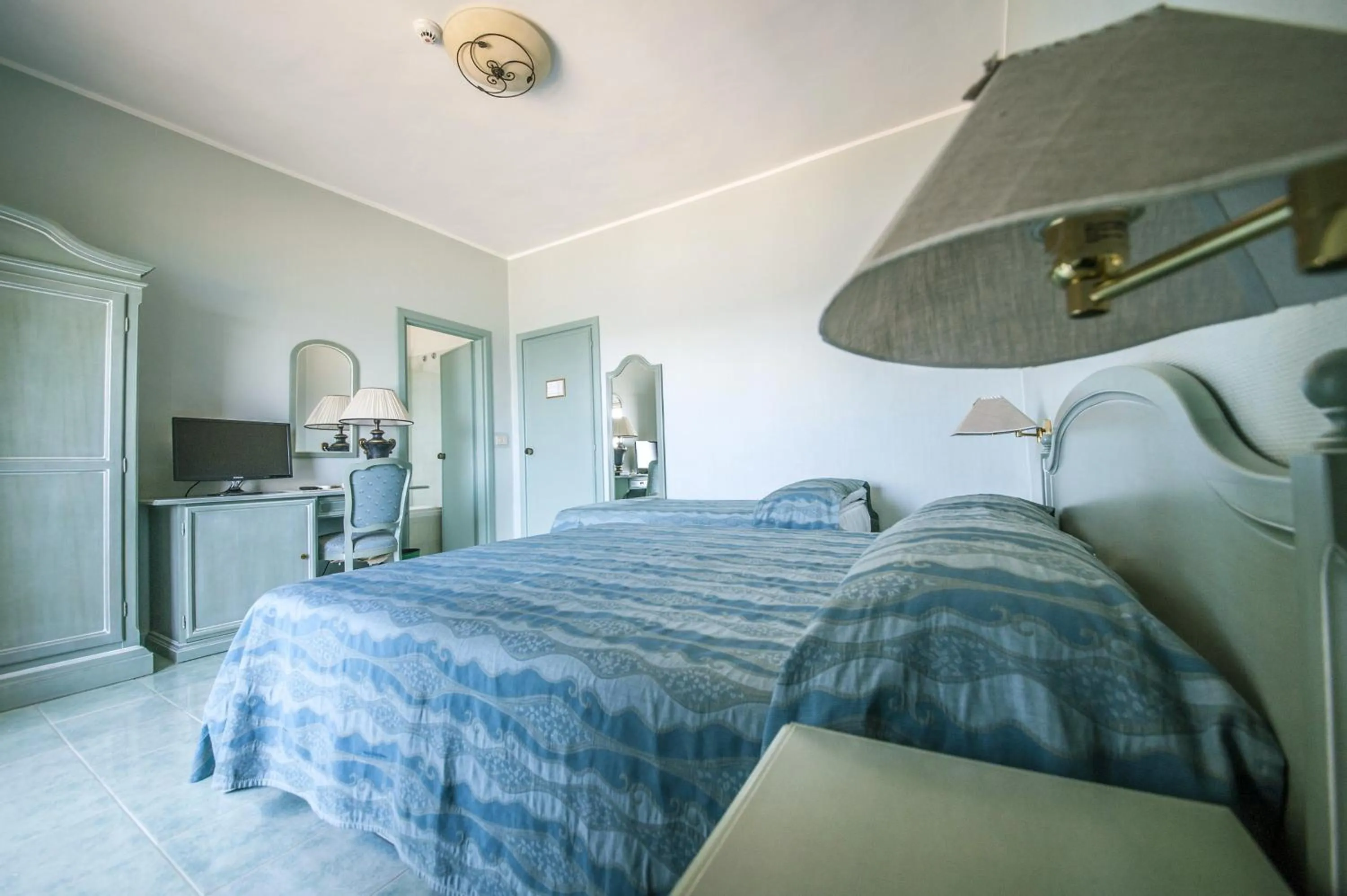 Photo of the whole room, Bed in Hotel Murano