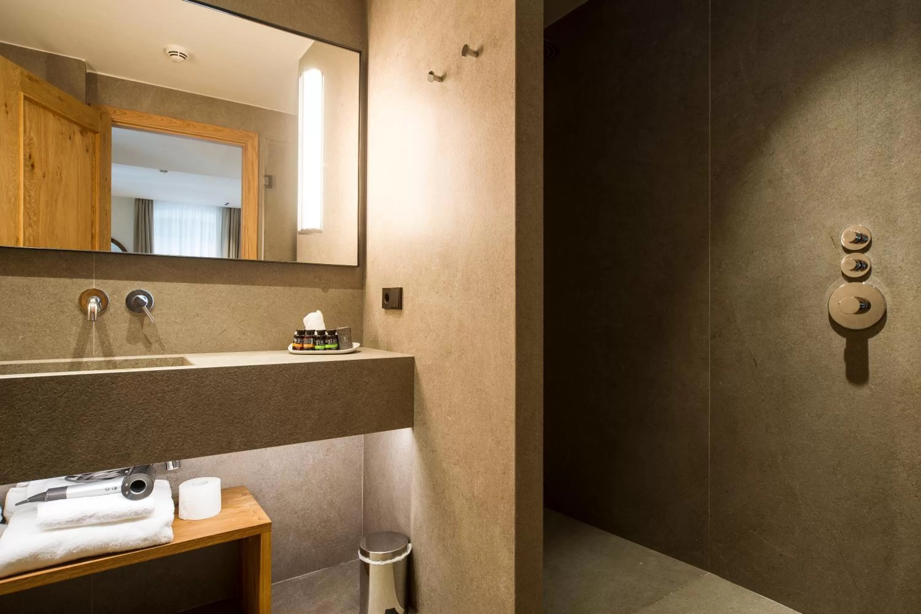 Bathroom in Hotel Arbaso