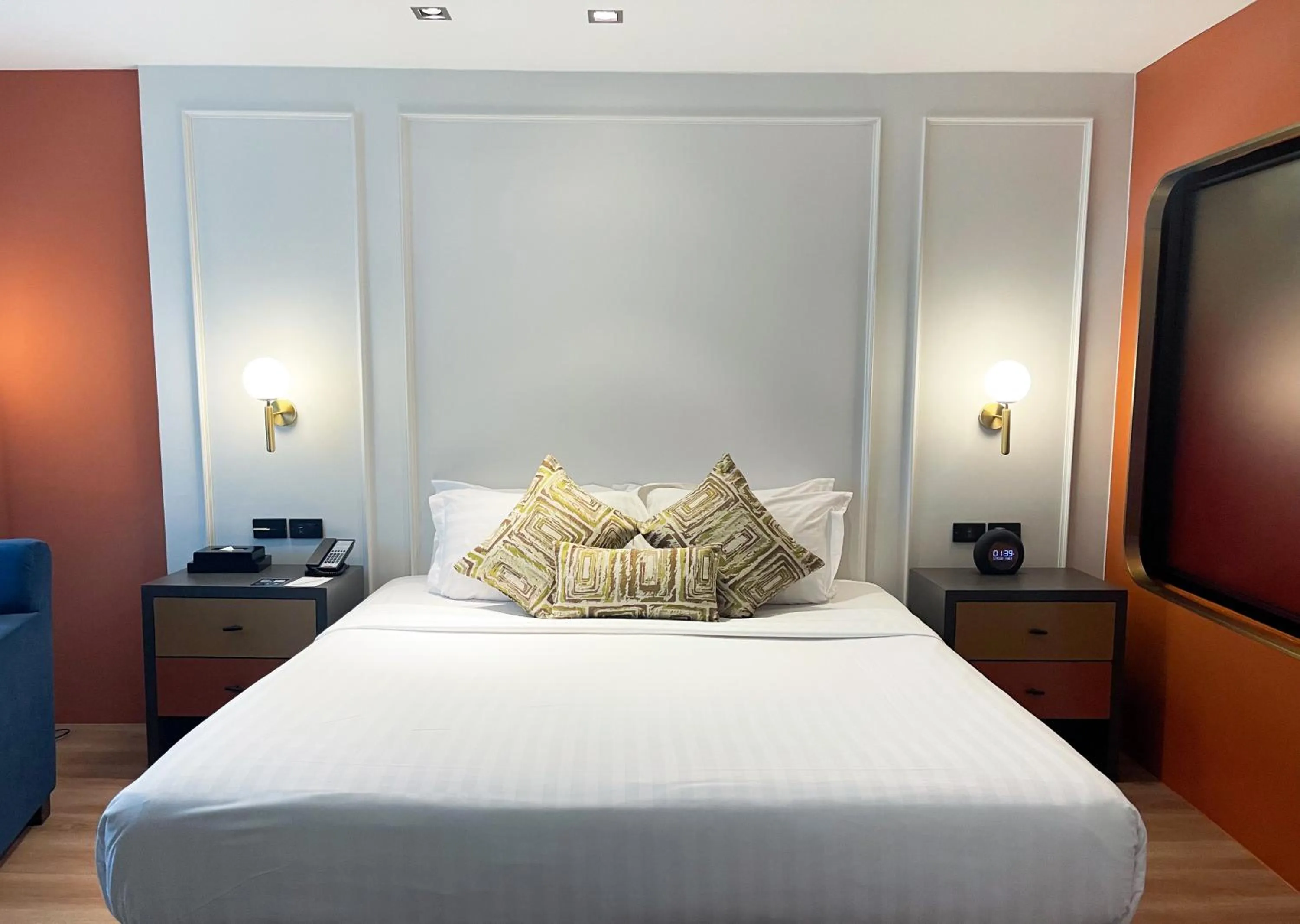 Bed in A-ONE Bangkok Hotel