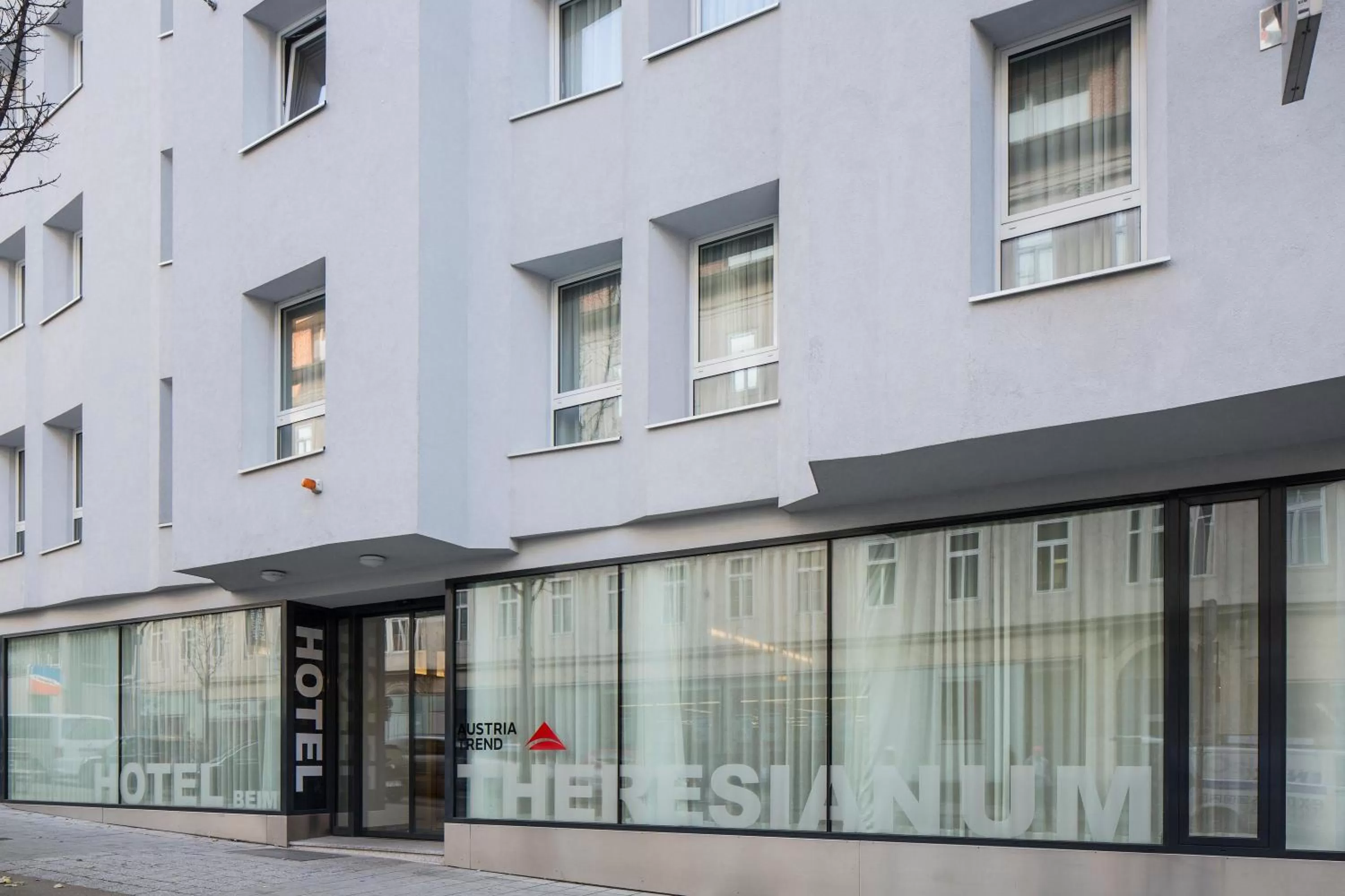 Property building in Austria Trend Hotel beim Theresianum Wien