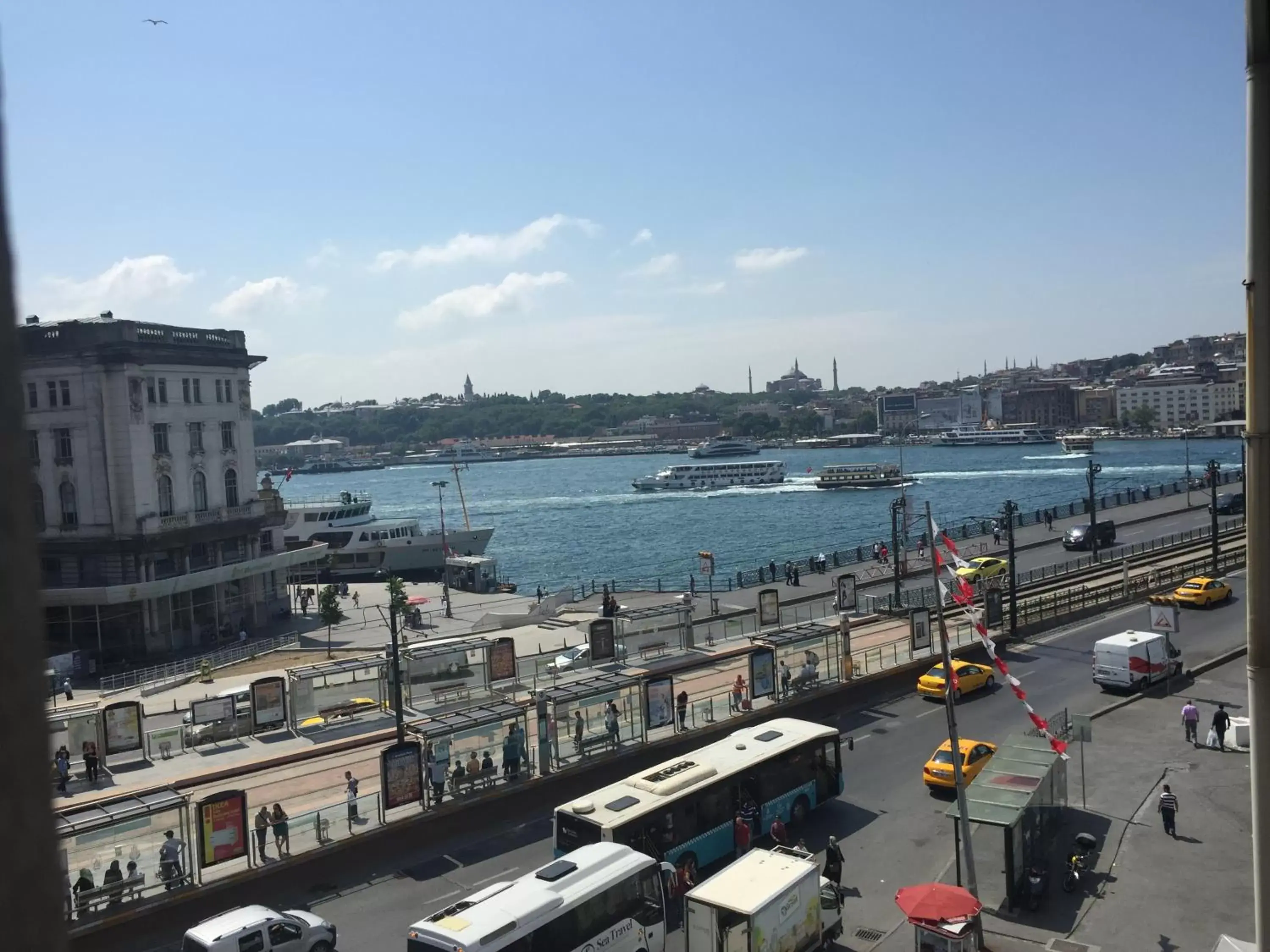 Comfort Double Room with Partial Sea View in Nordstern Hotel Galata Comfort Double Room with Partial Sea View in Nordstern Hotel Galata