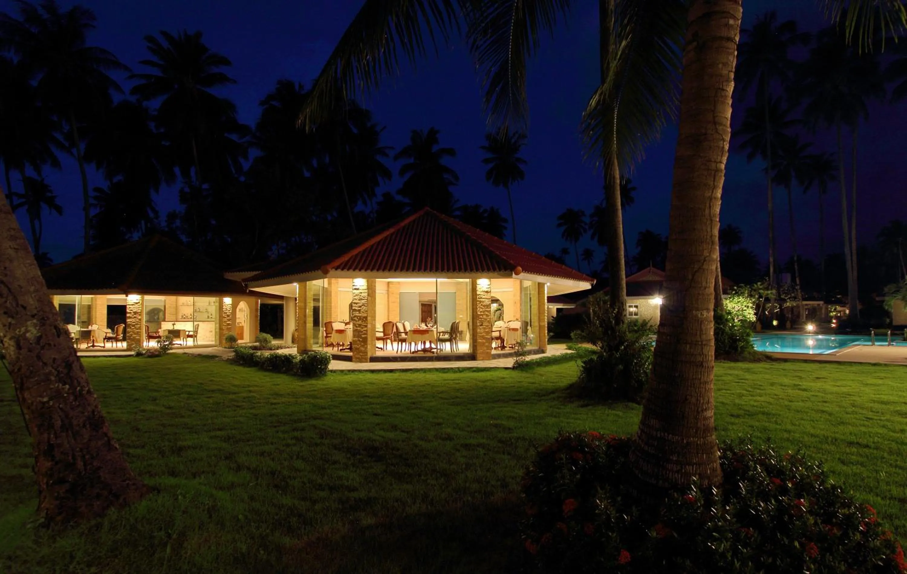 Restaurant/places to eat in The Siam Residence Boutique Resort