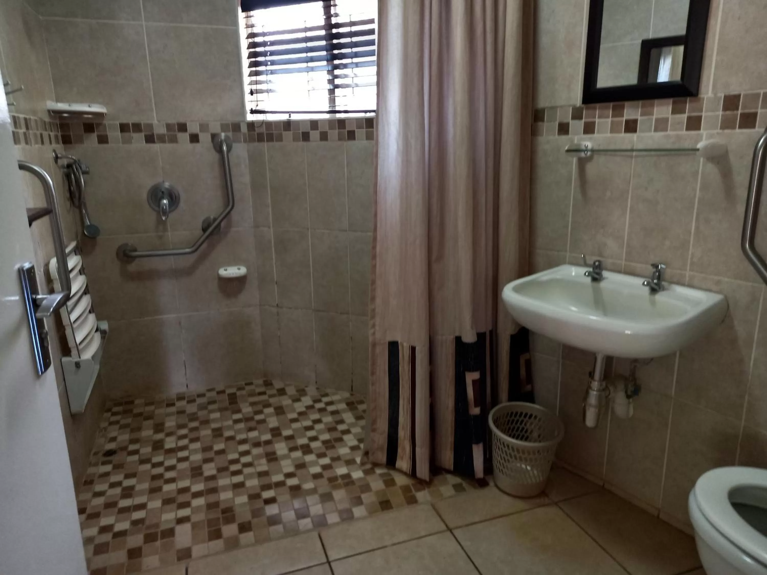 Bathroom in ATKV Buffelspoort