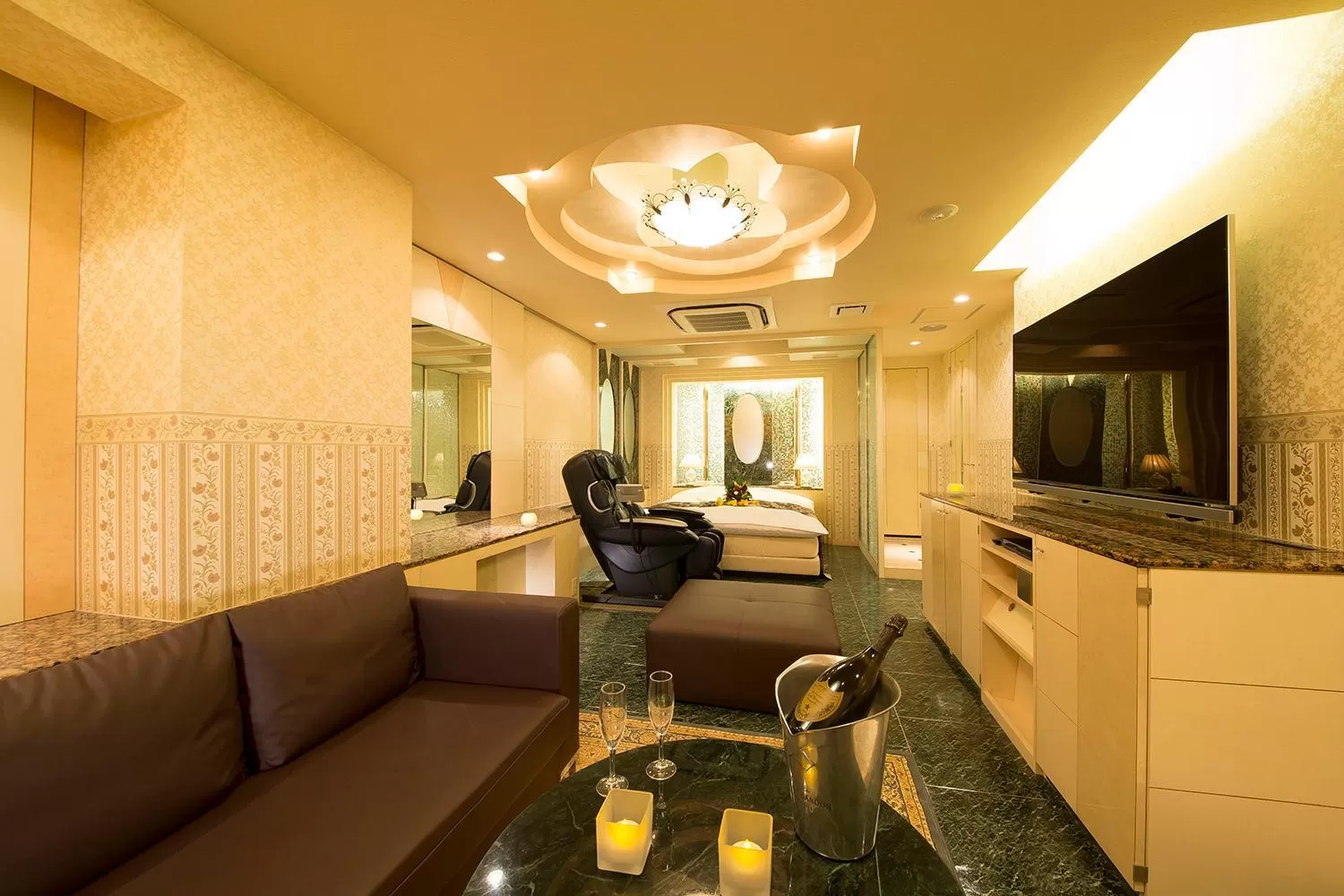 Deluxe Double Room in Lucky Sun