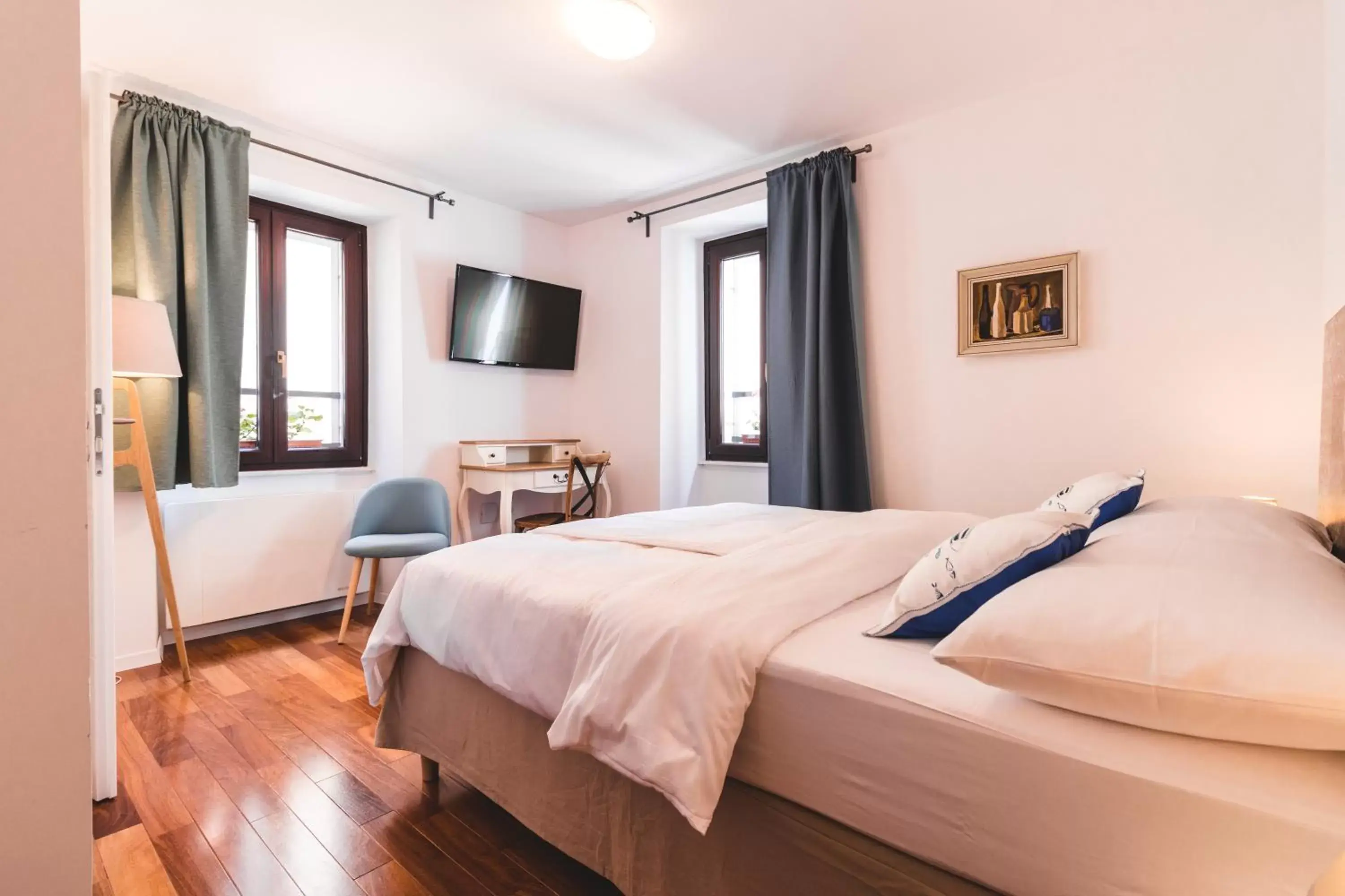 Double Room in Second Life in Piran - Hotel Zala Piran with private parking and shuttle service Double Room in Second Life in Piran - Hotel Zala Piran with private parking and shuttle service