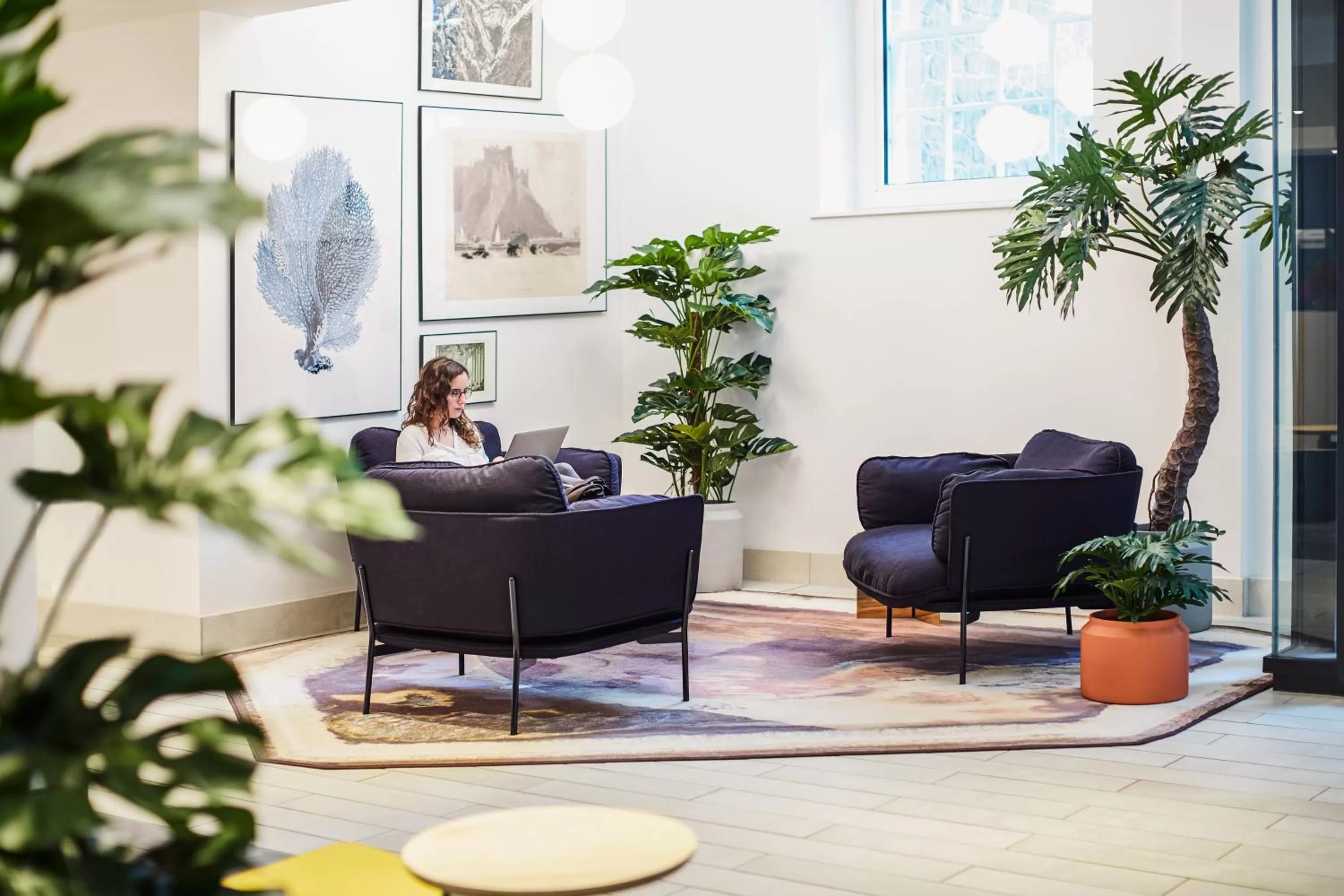 Living room in Aparthotel Adagio Edinburgh Royal Mile