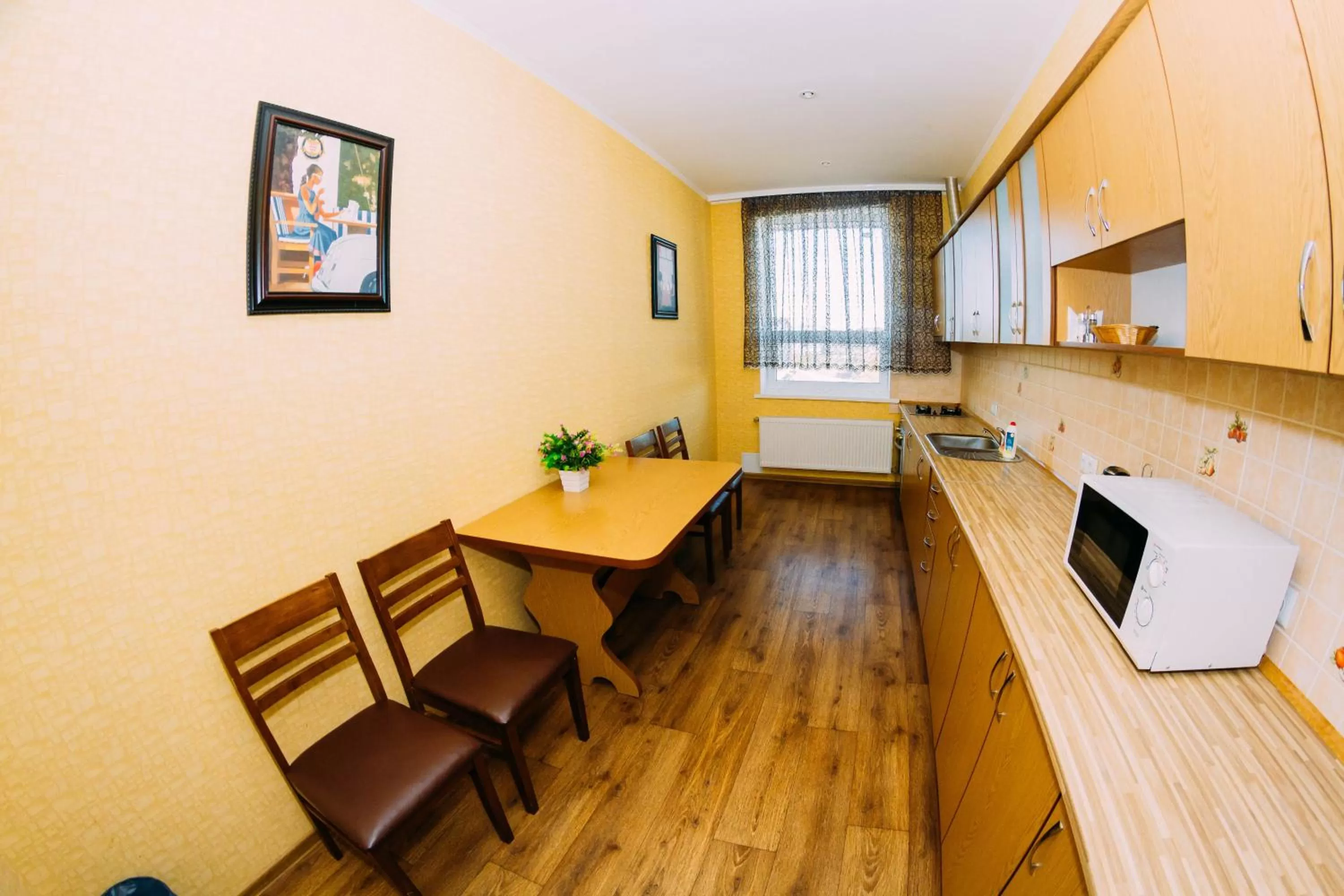 Kitchen/Kitchenette in Delta Hotel