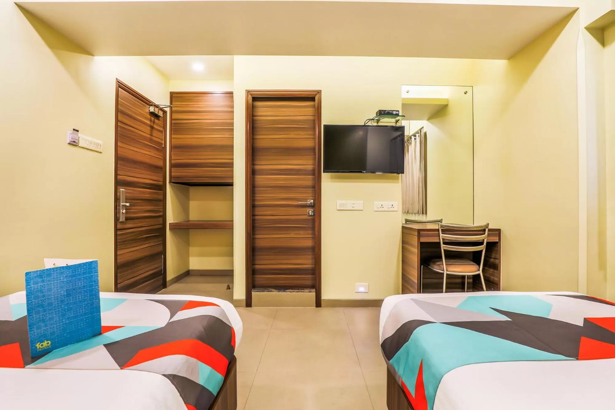 Bedroom, Bed in FabHotel Landmark Residency - Nr MIDC Turbhe