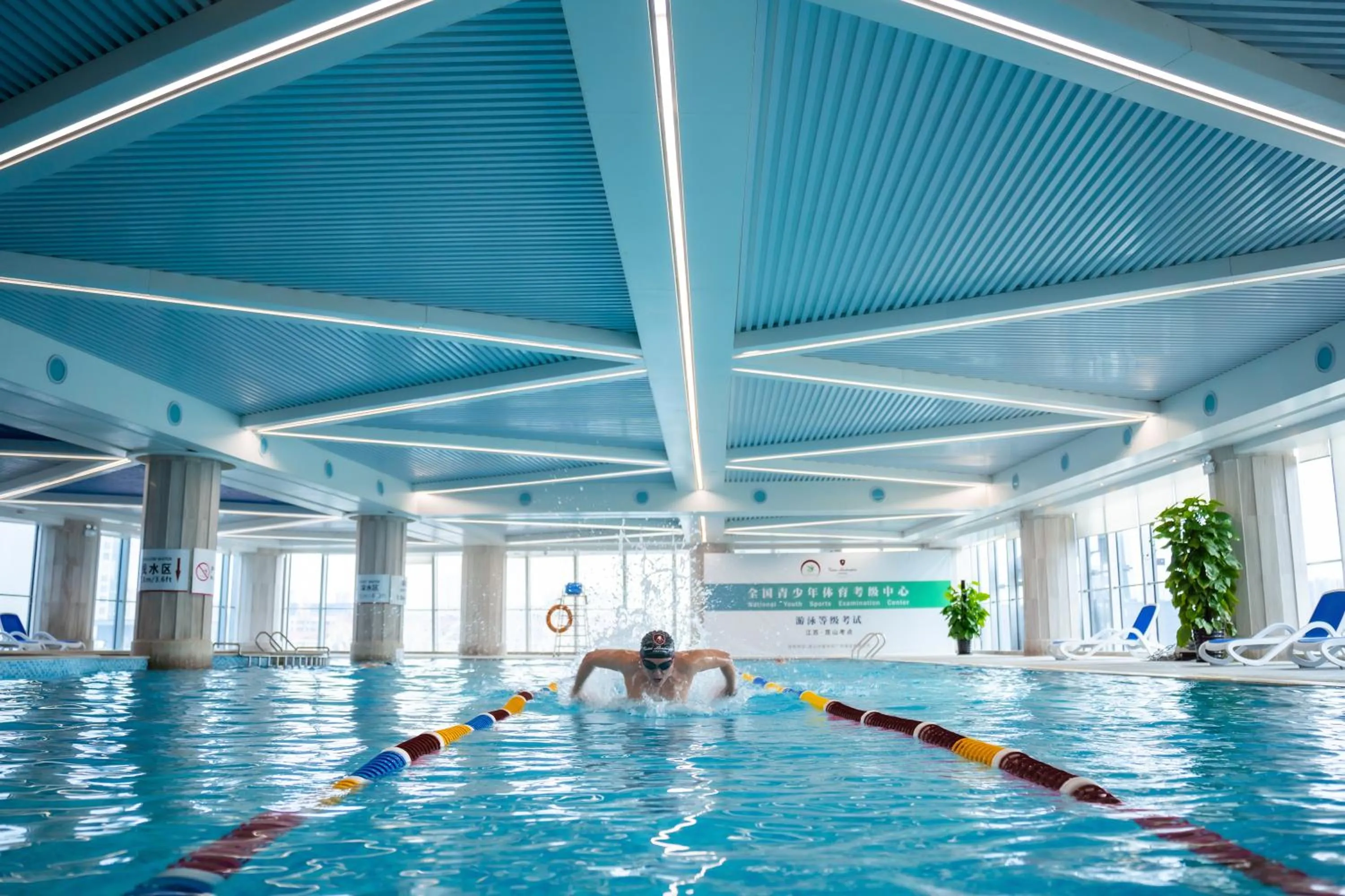 Swimming pool in Tonino Lamborghini Hotel Kunshan City Center