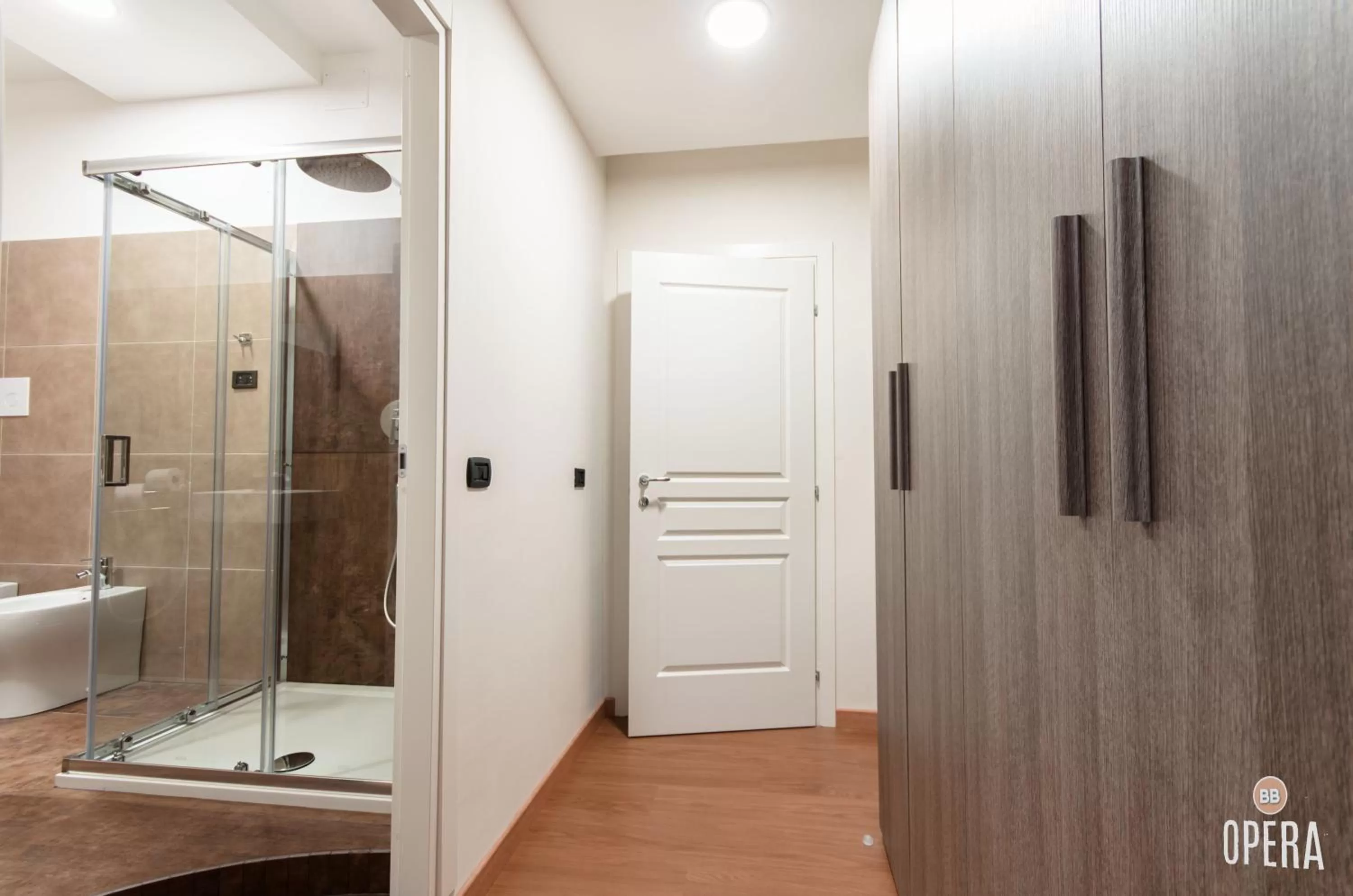 Photo of the whole room in Opera B&B