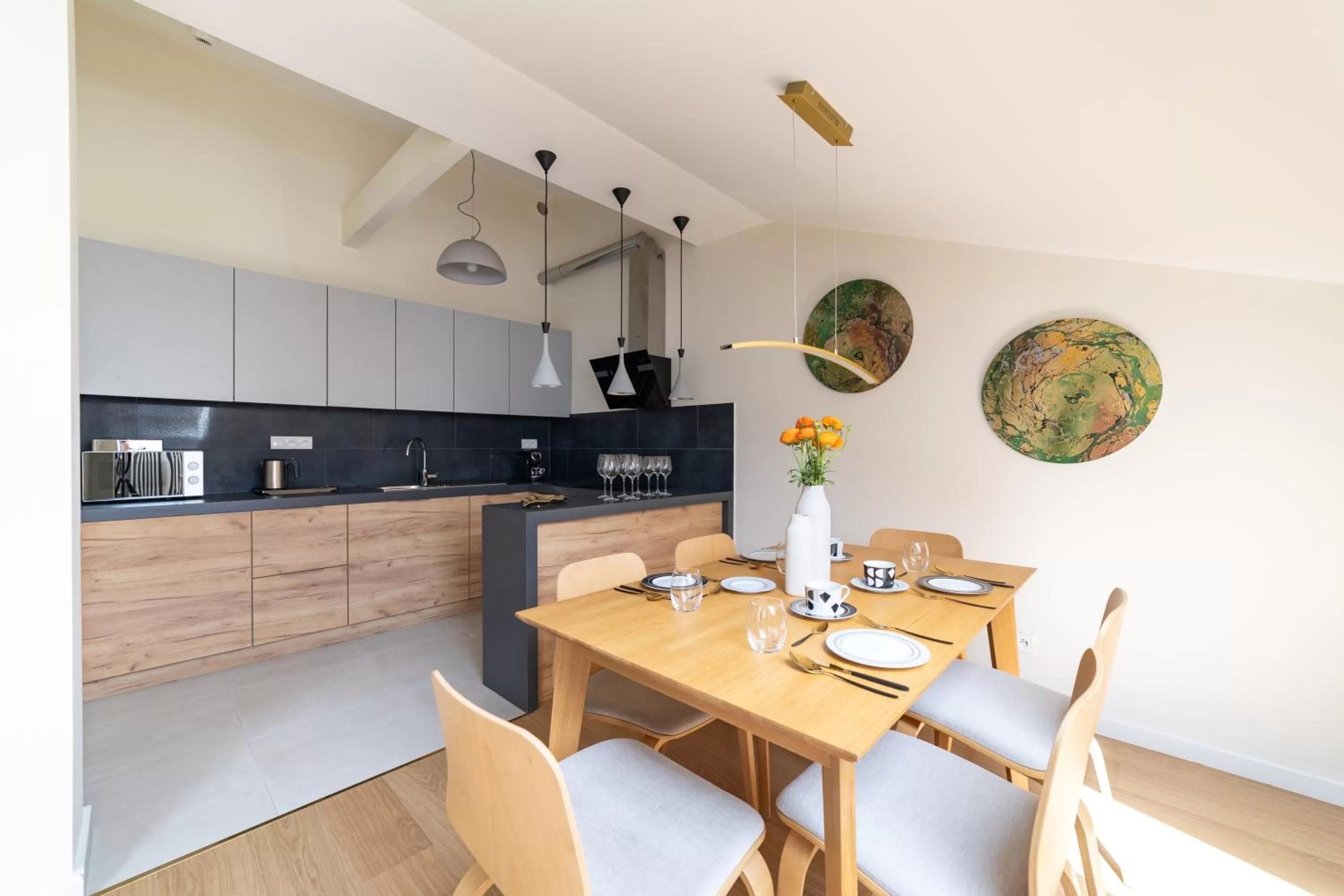 Kitchen or kitchenette in Portal House Apartments