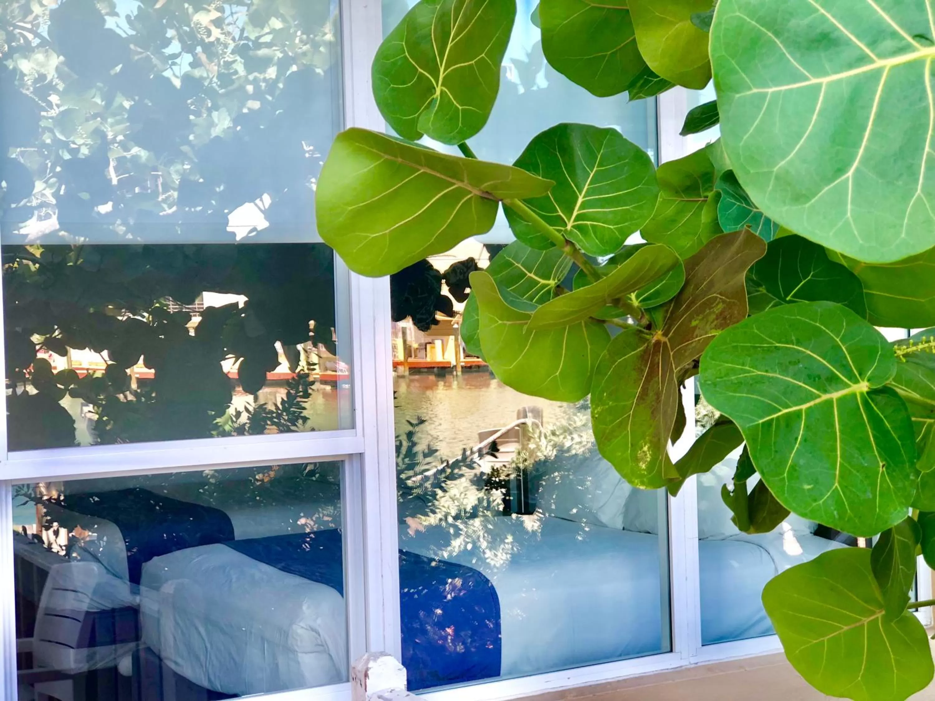 Property building in Gilbert's Resort & Marina