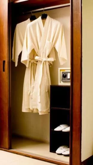 Area and facilities in Sinsuvarn Airport Suite Hotel