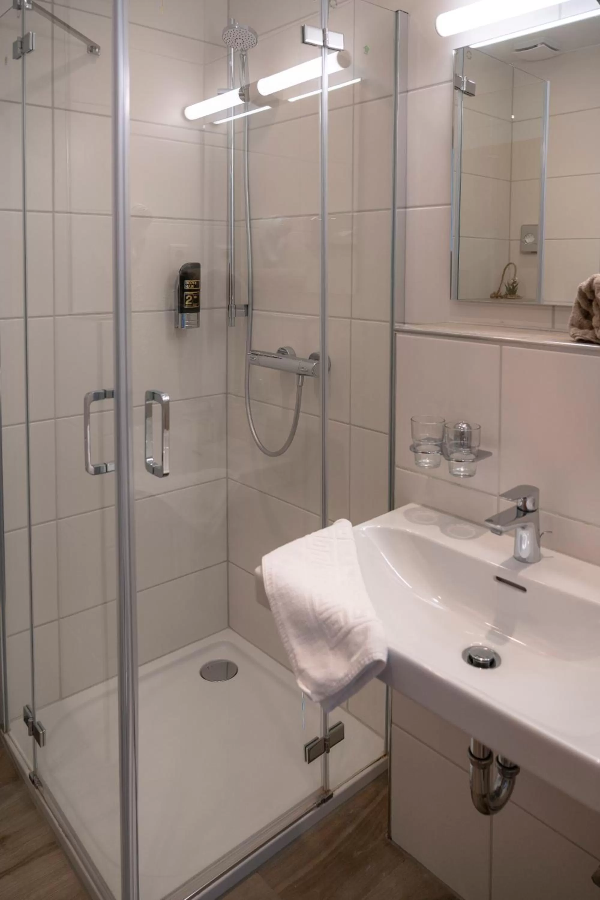 Bathroom in Landgasthof Mörsbergei