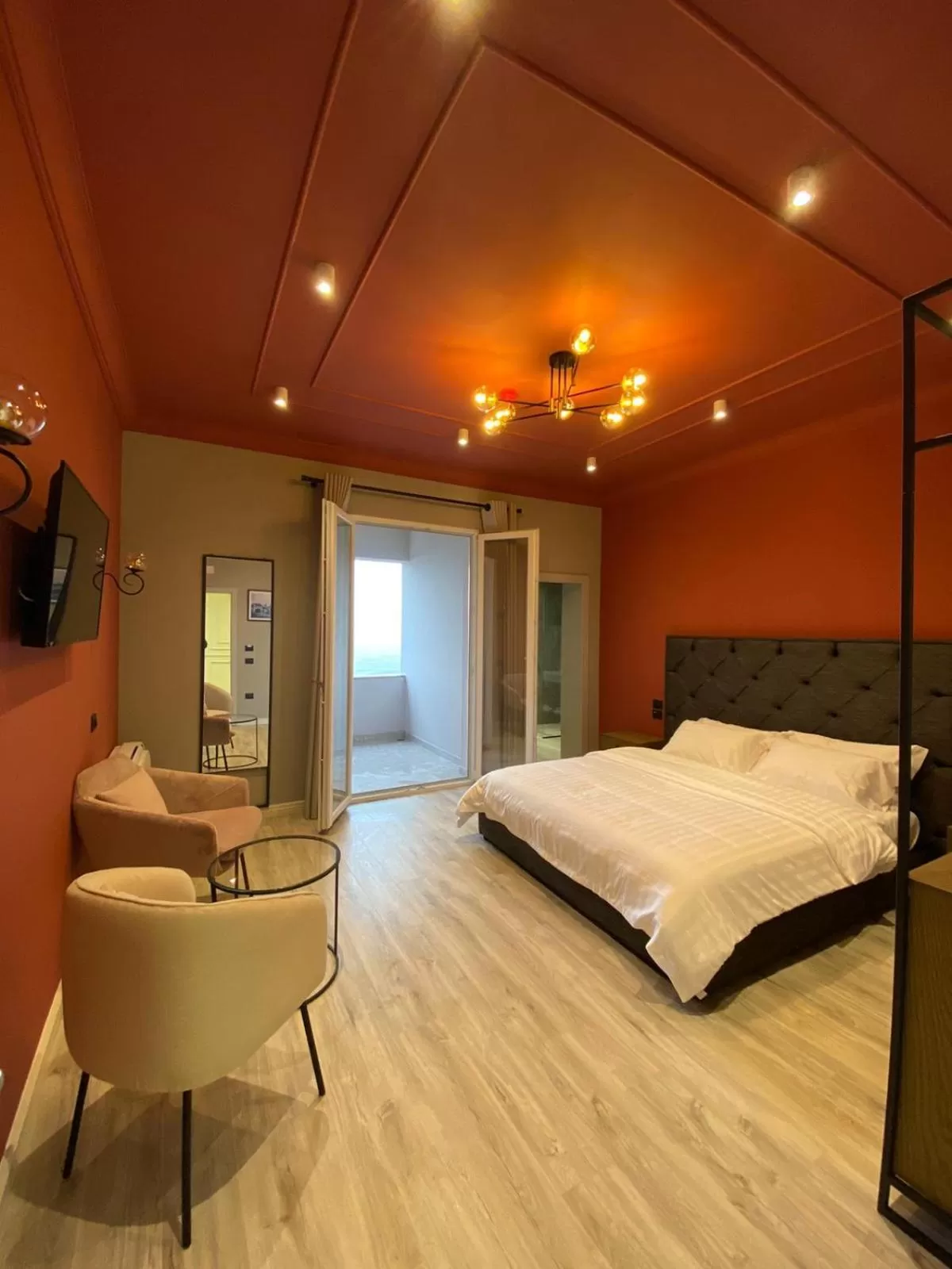 Photo of the whole room, Bed in Ardenica Boutique Hotel