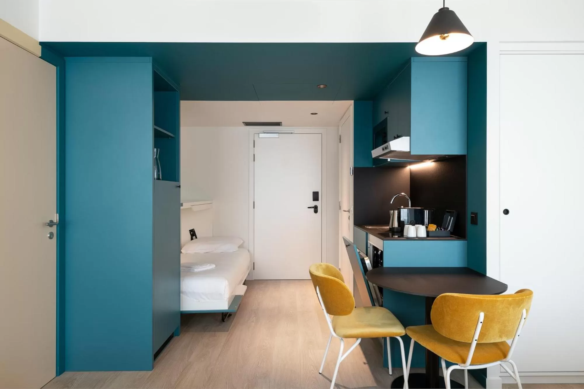 Photo of the whole room in Adagio Access Gent Centrum Dampoort