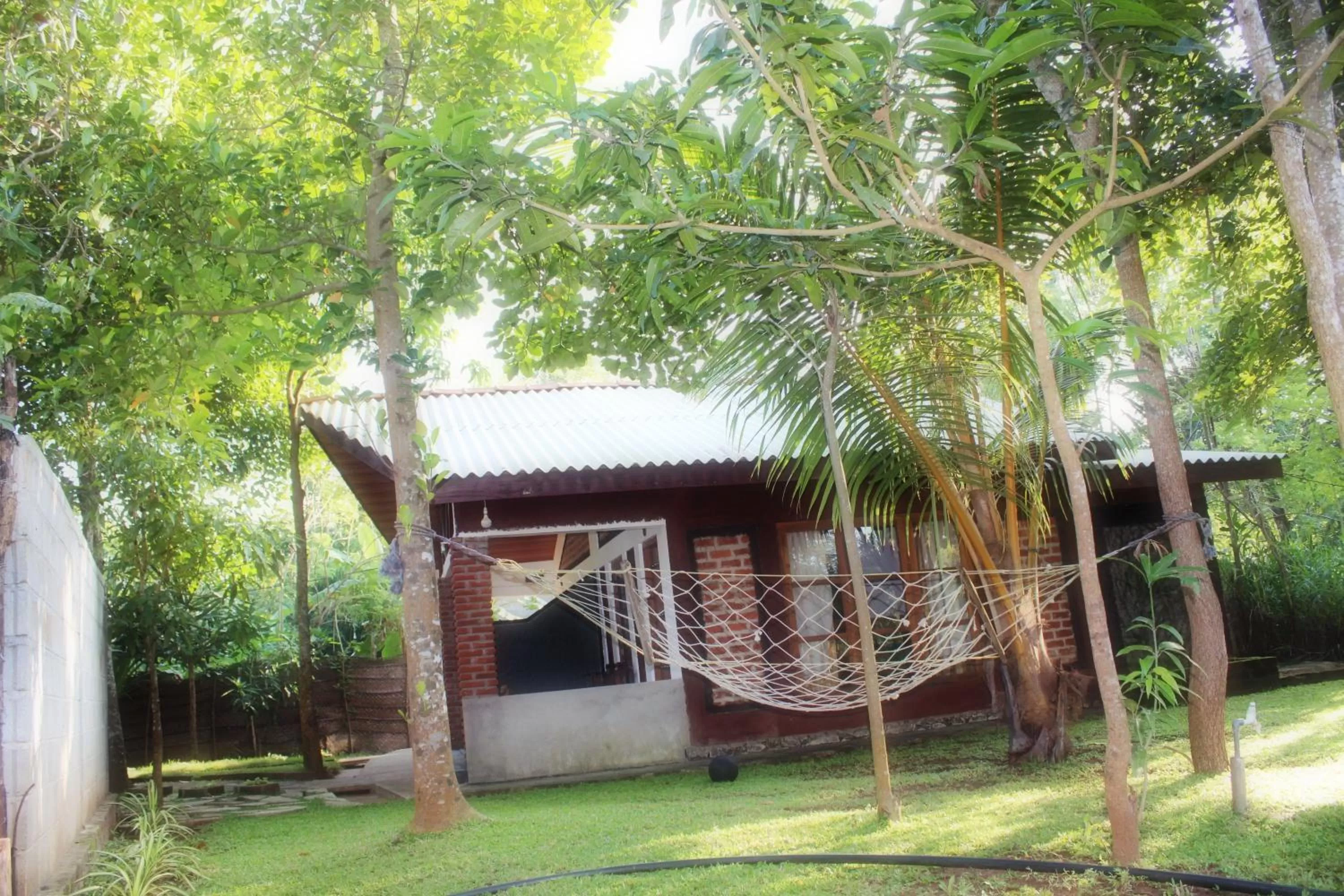 Property Building in Green Cottage