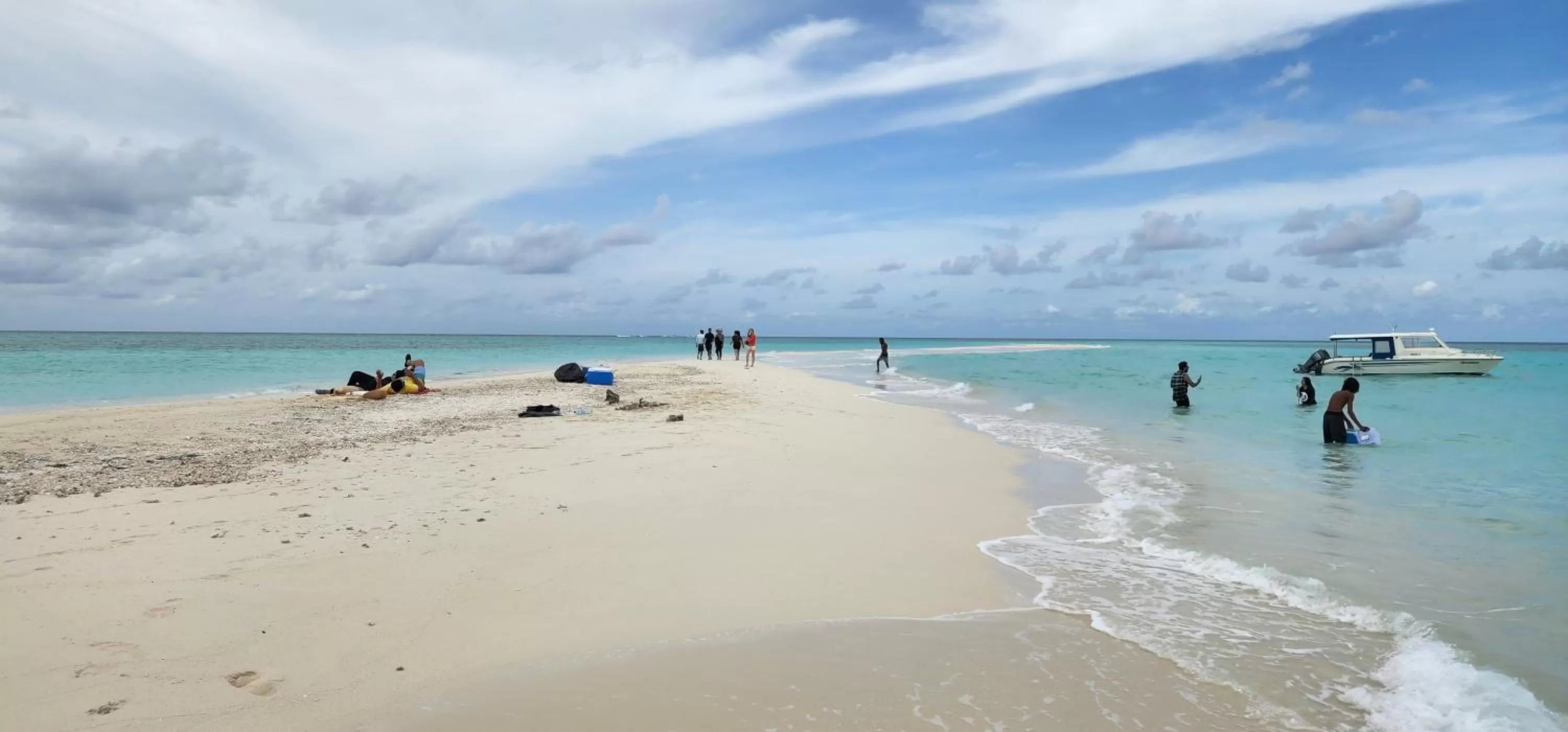 Snorkeling, Beach in Araamview